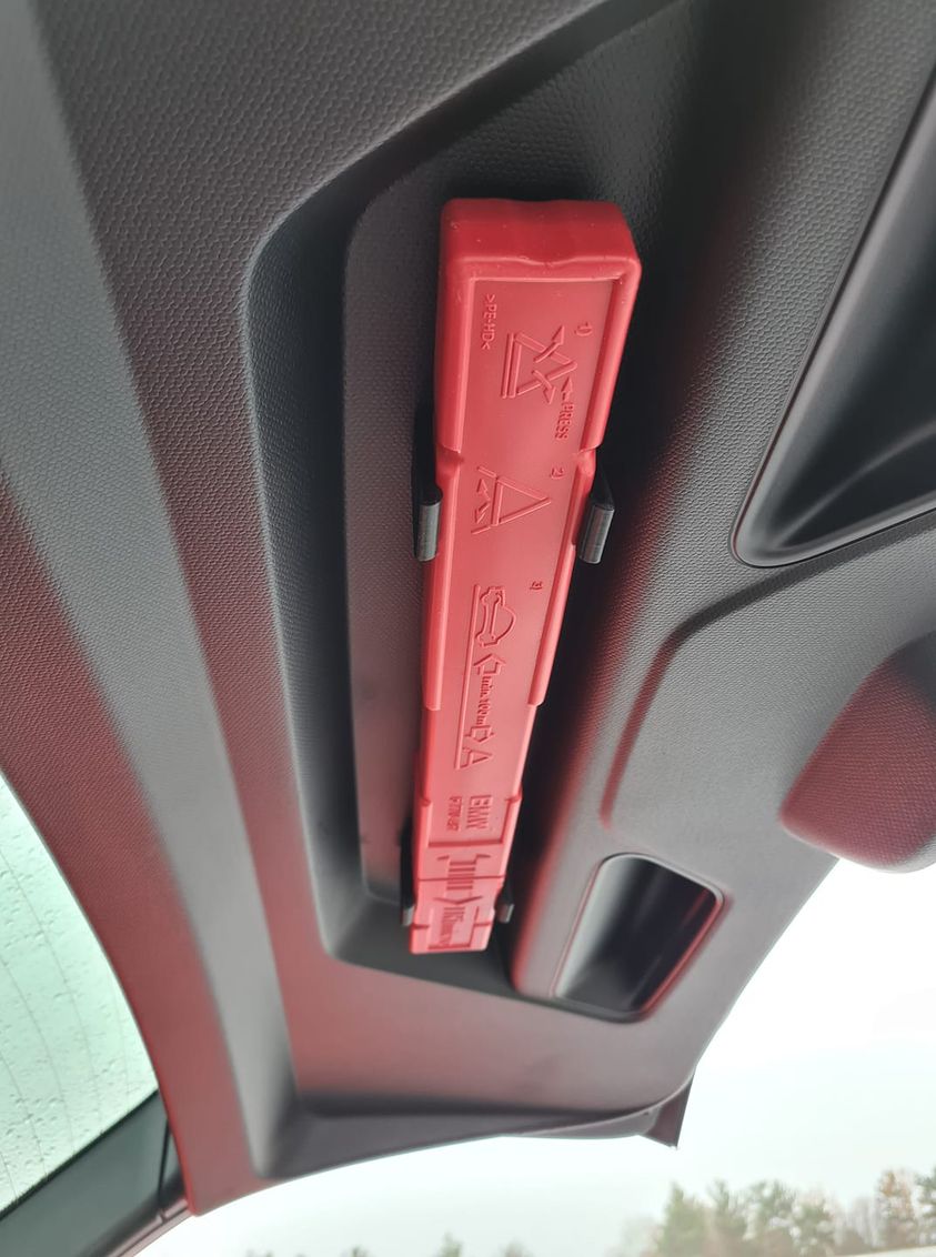 BMW i3 Hazard Triangle Bracket