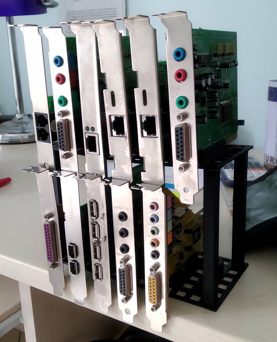 PC expansion card shelf (PCI, PCIe, AGP)