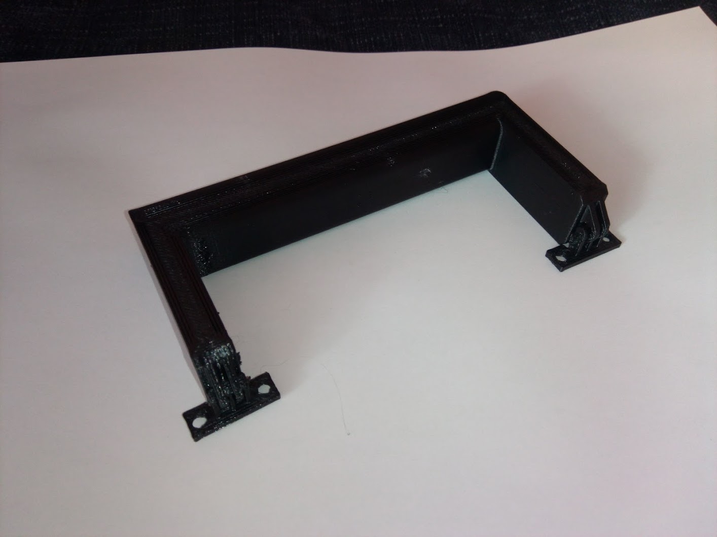 Hinged bag handle (up to 35kg!)