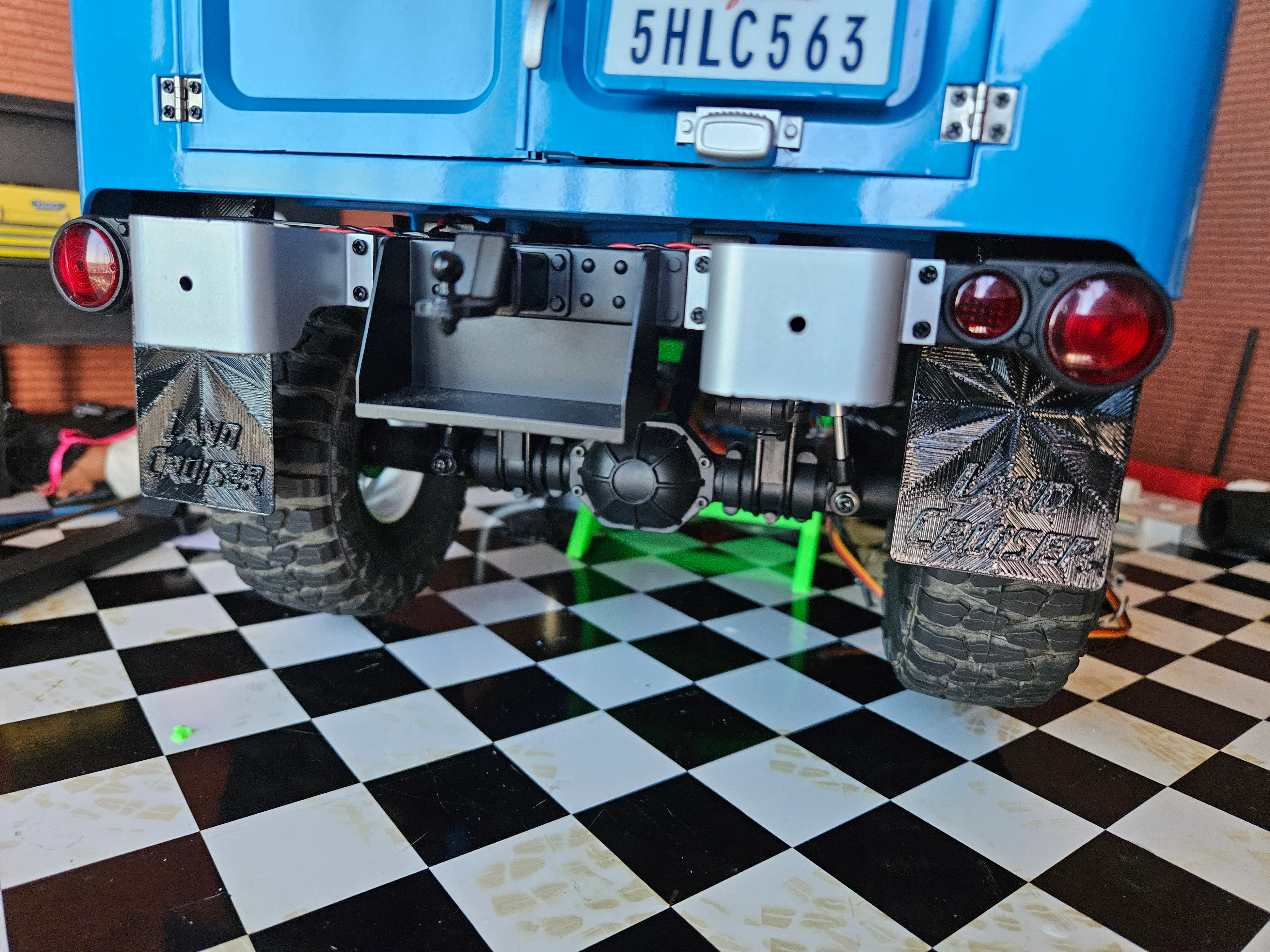 FMS FJ40 rear mud flaps
