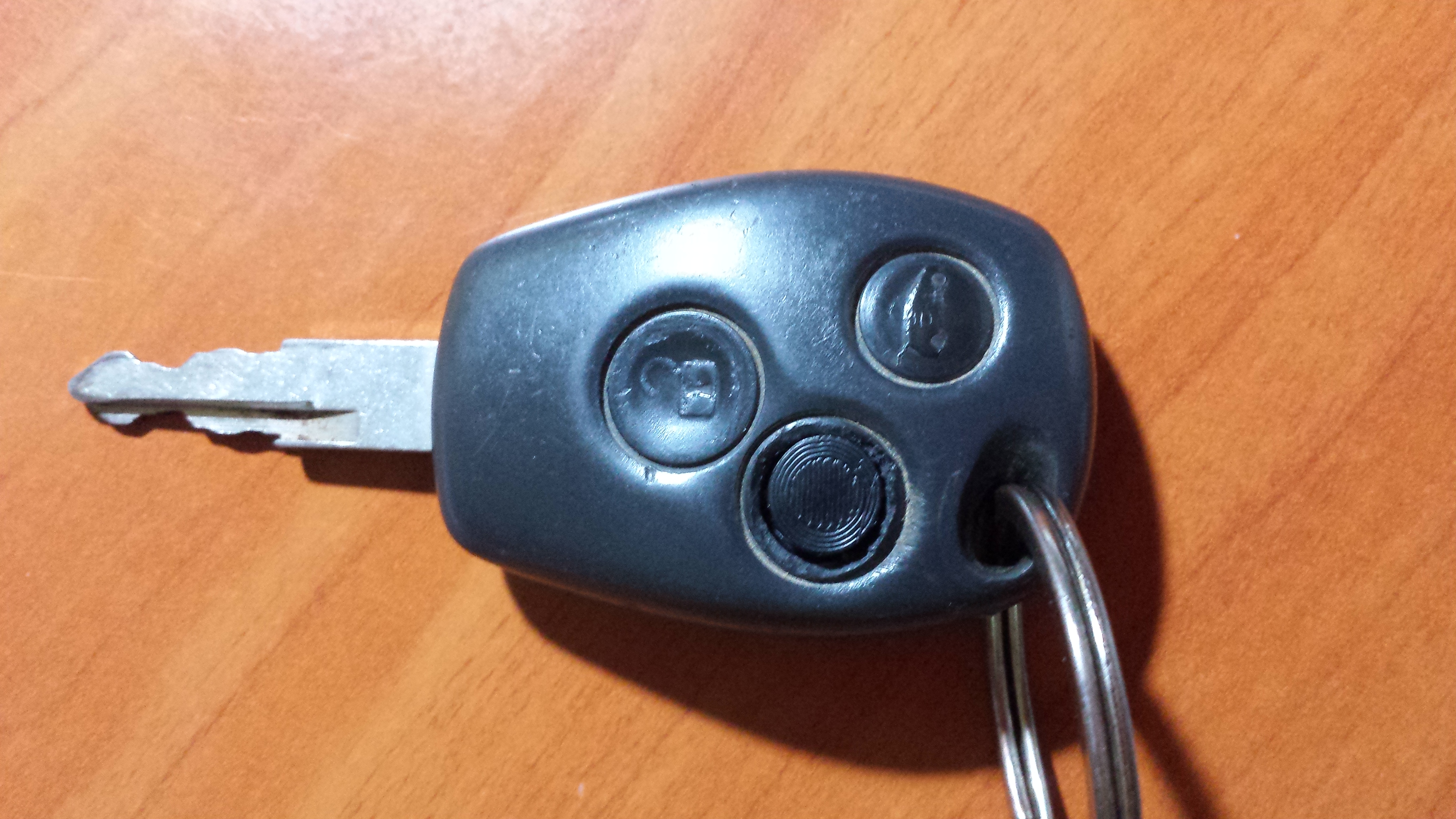 Button key for RenaultTraffic / Boton para llave de Renault Traffic