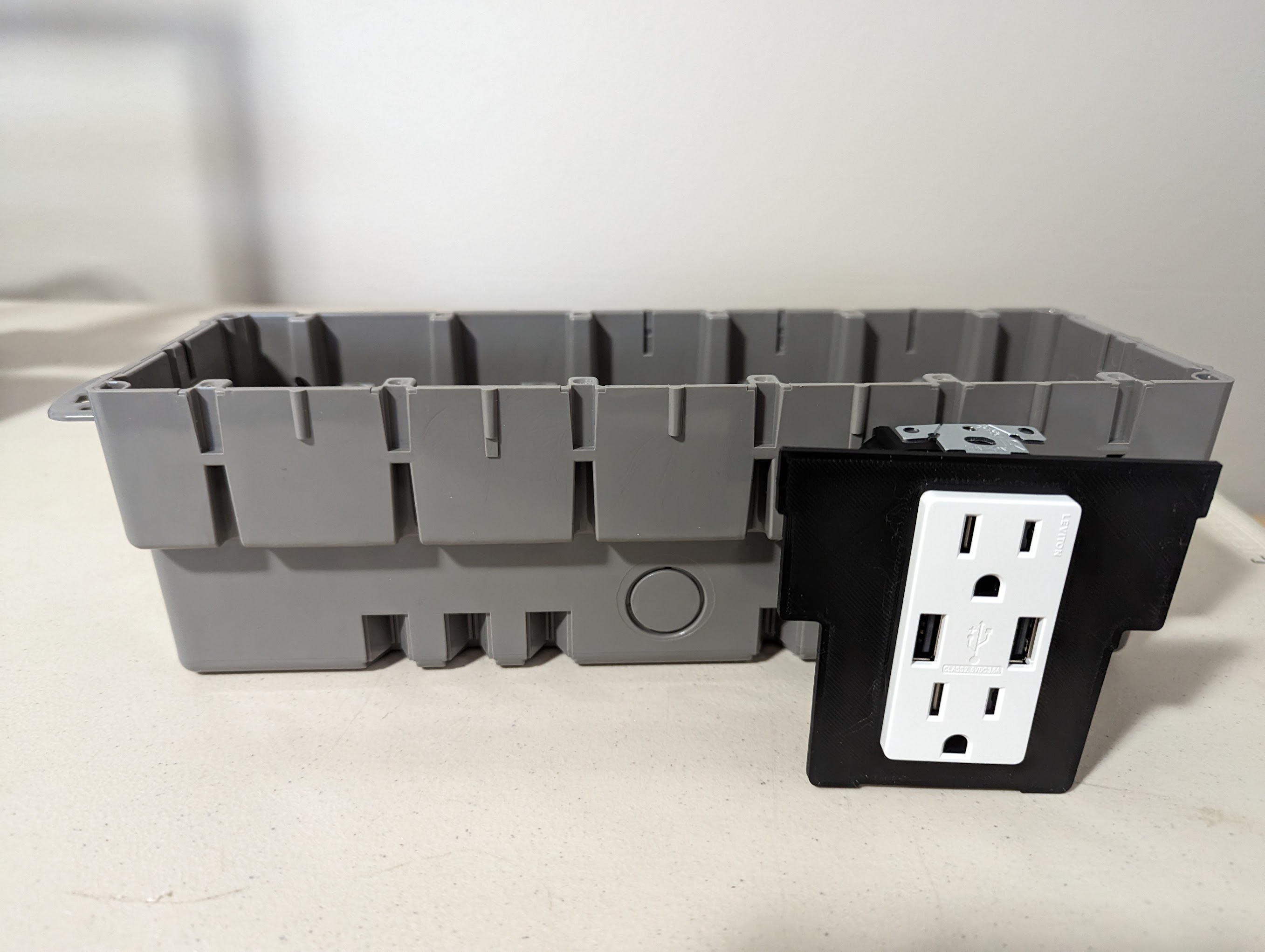 Southwire low voltage smartbox divider