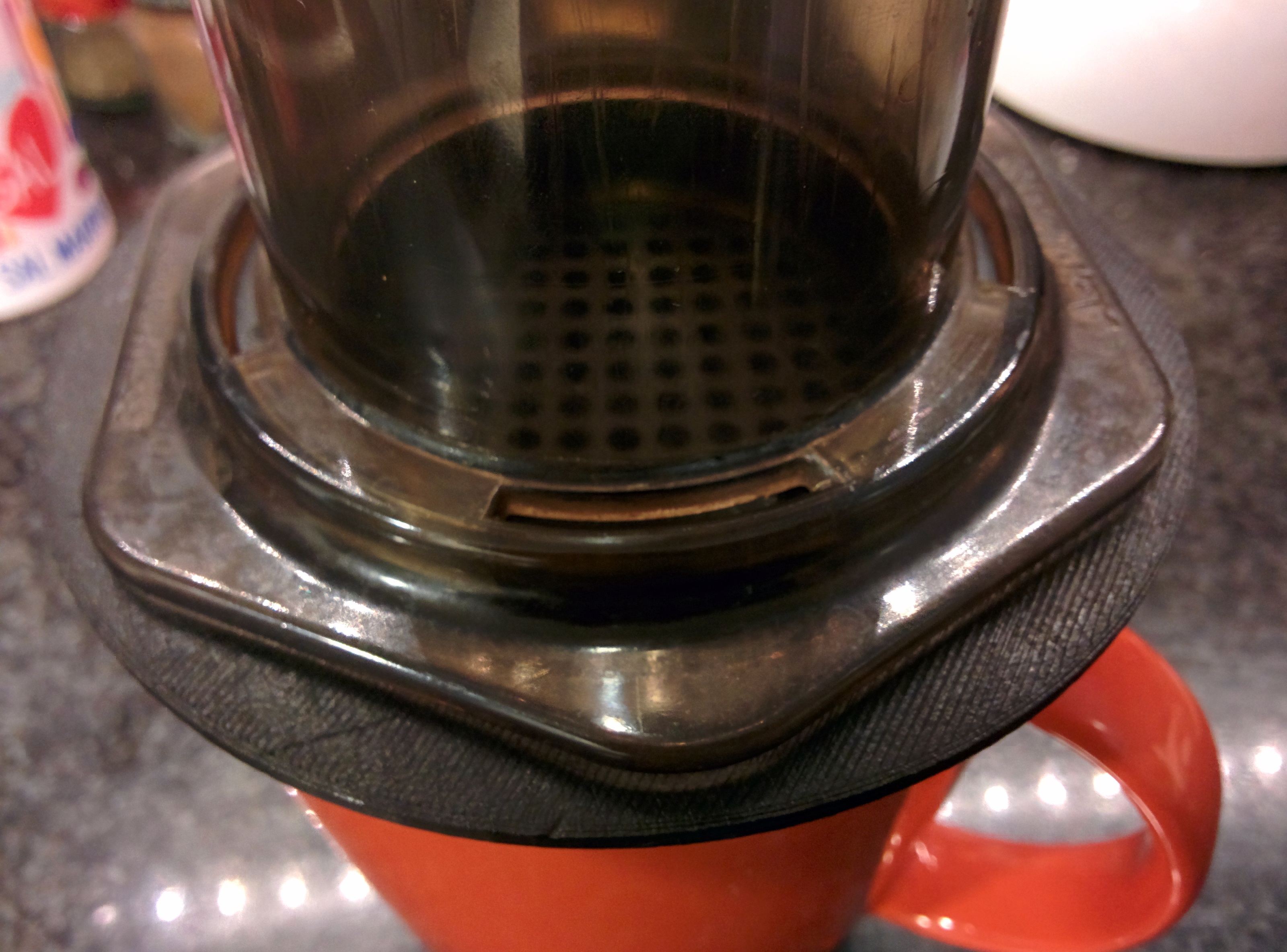 Coffee cup shim