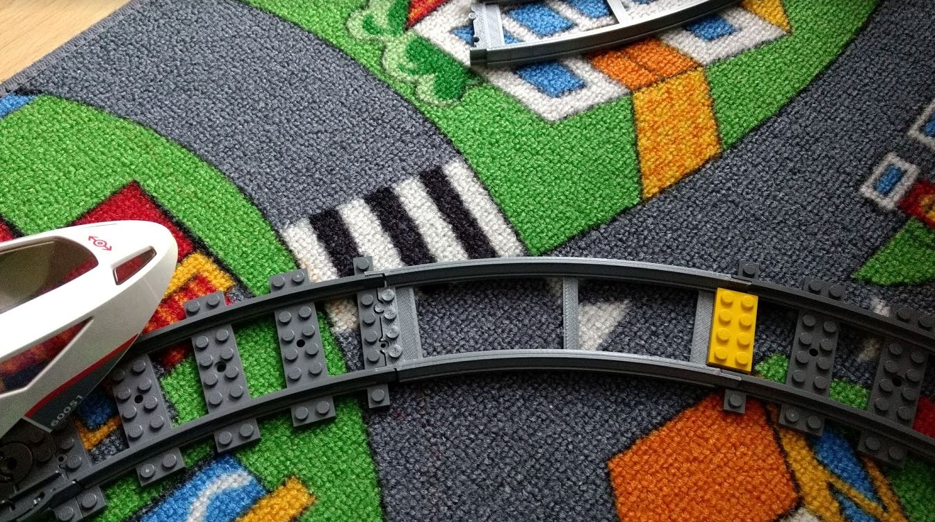 Lego City train track compatible Curved V2