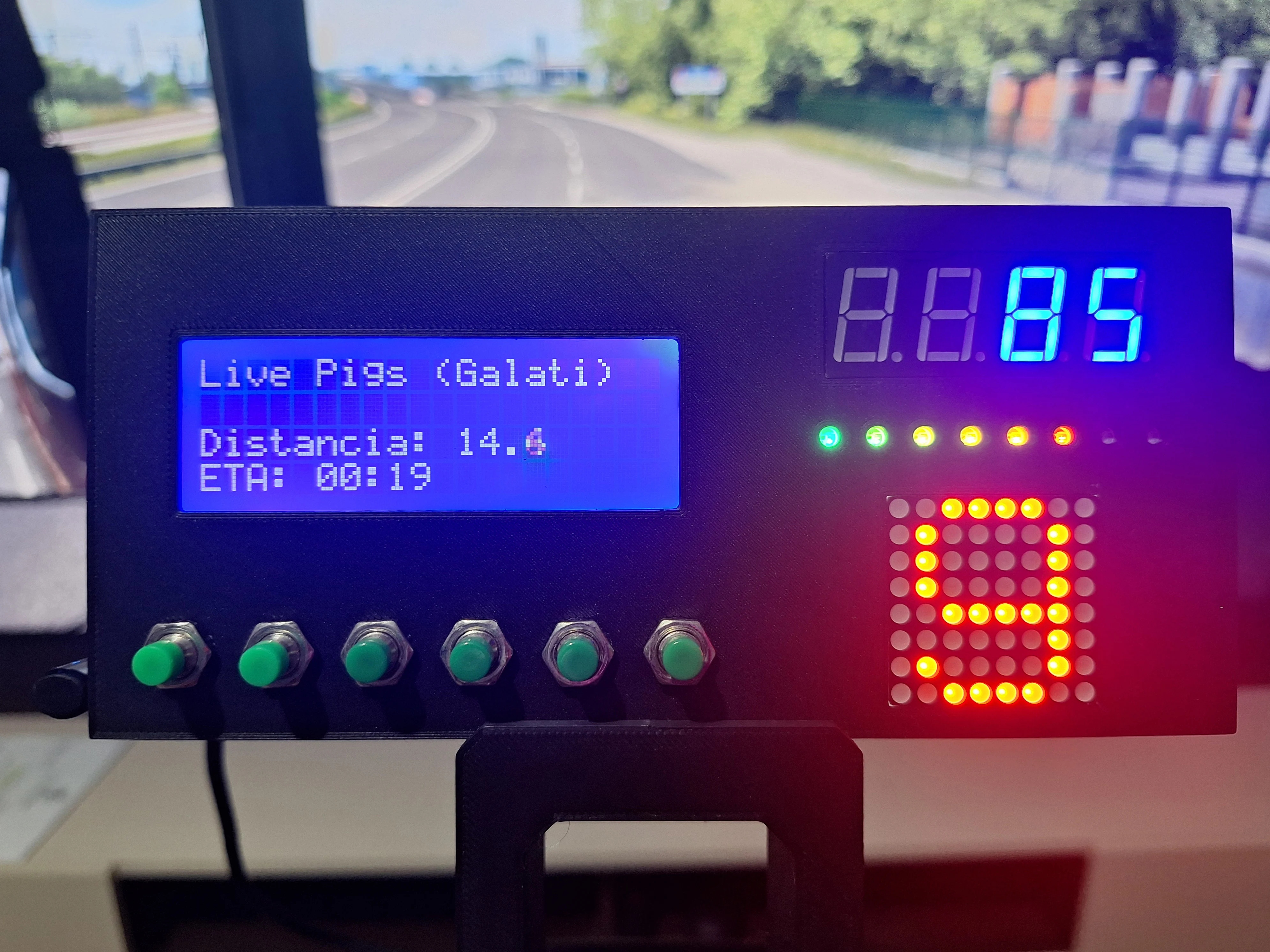 Simhub Dashboard - Gear, speed, rev, LCD and buttons