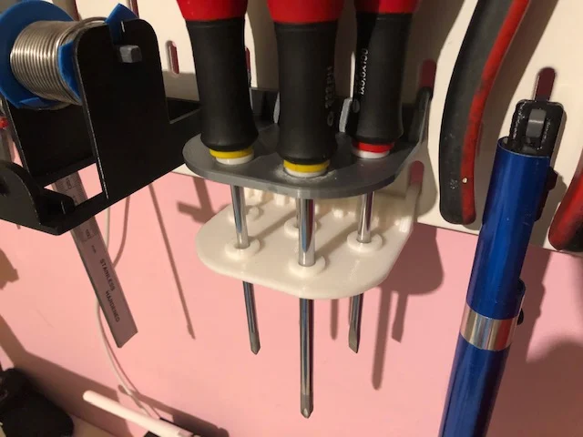 SKADIS - 5 Screwdriver hole adapter