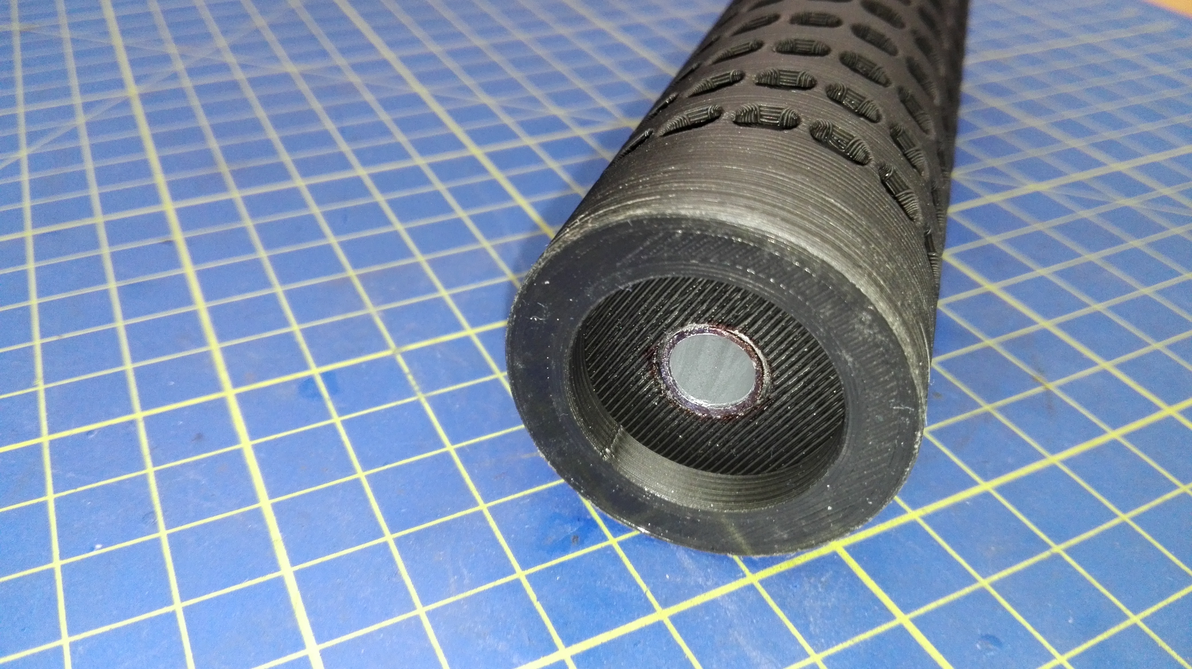 Airsoft M4/M16 suppresor 150x38 mm