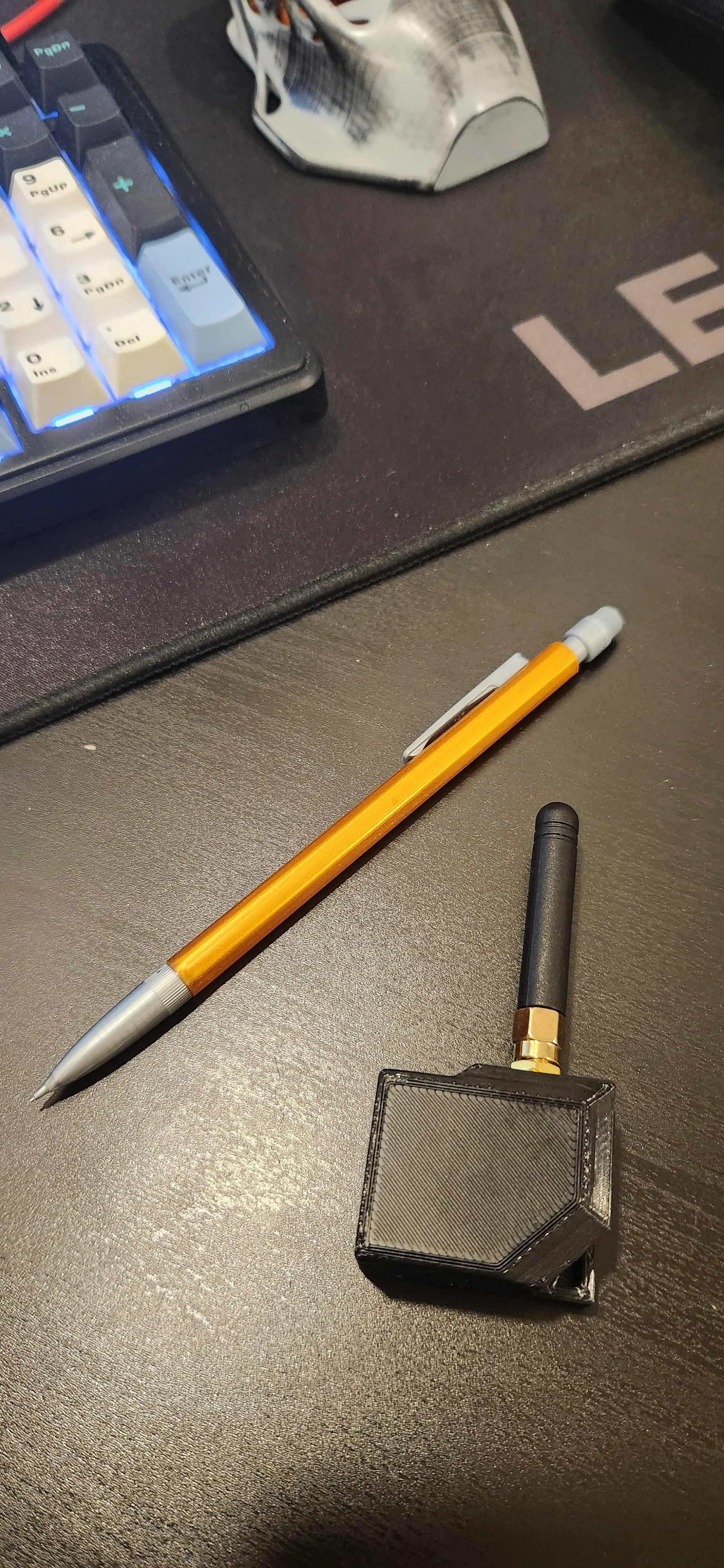 $10 Micro Meshtastic/Meshcore Node (XIAO nRF52840)