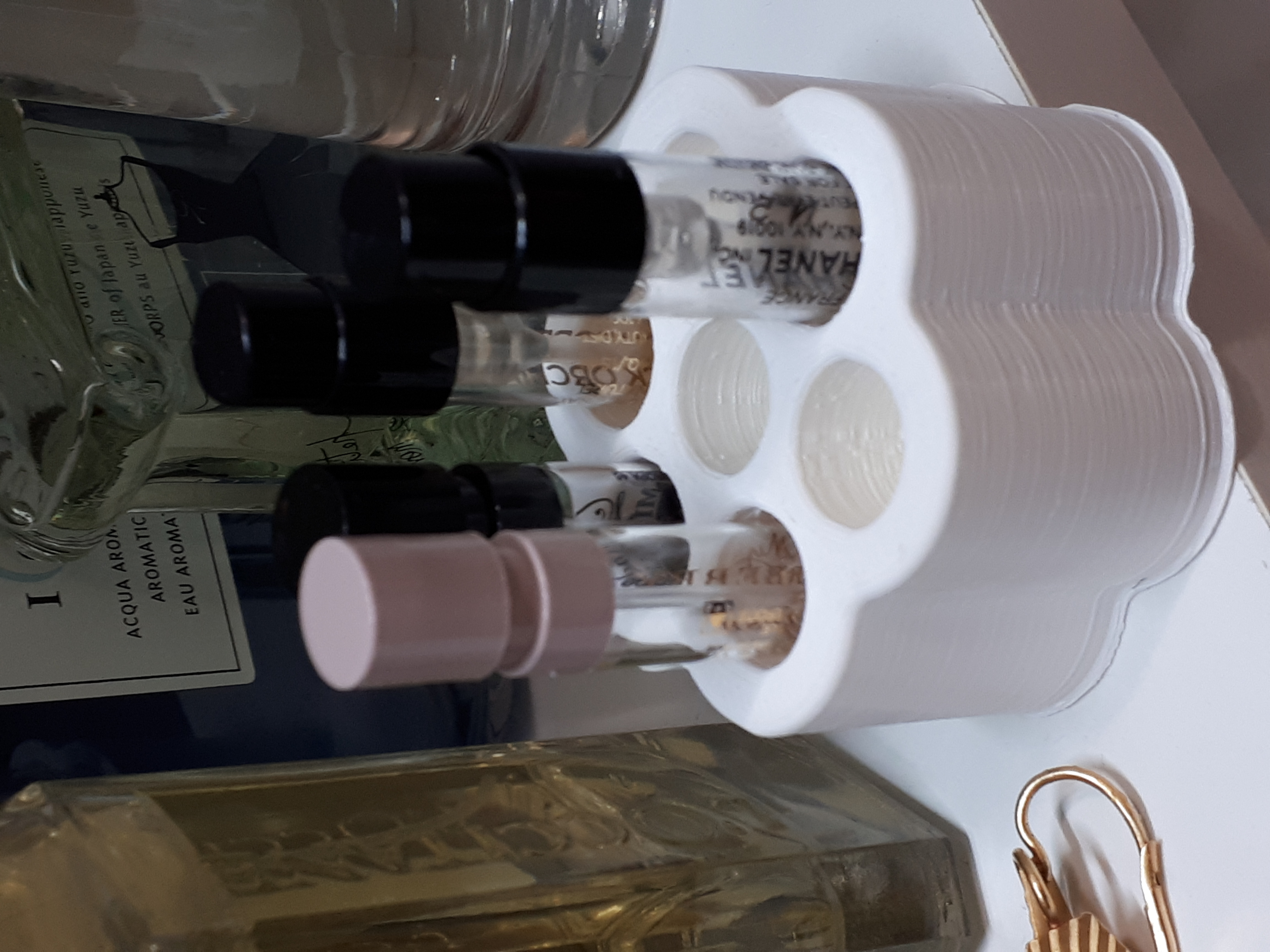 Perfume Sample Holder