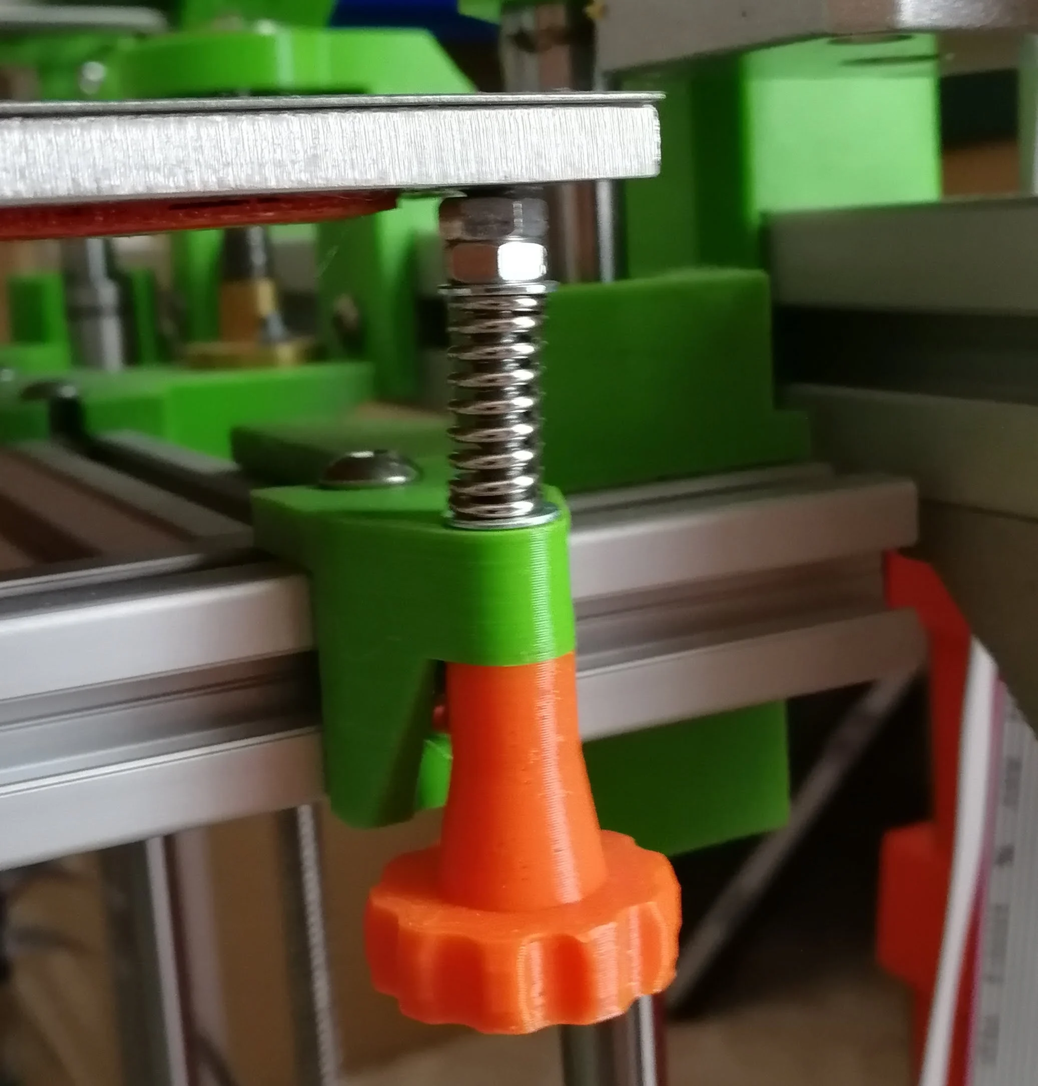 Hypercube Evolution (HEVO) bed leveling nut knob