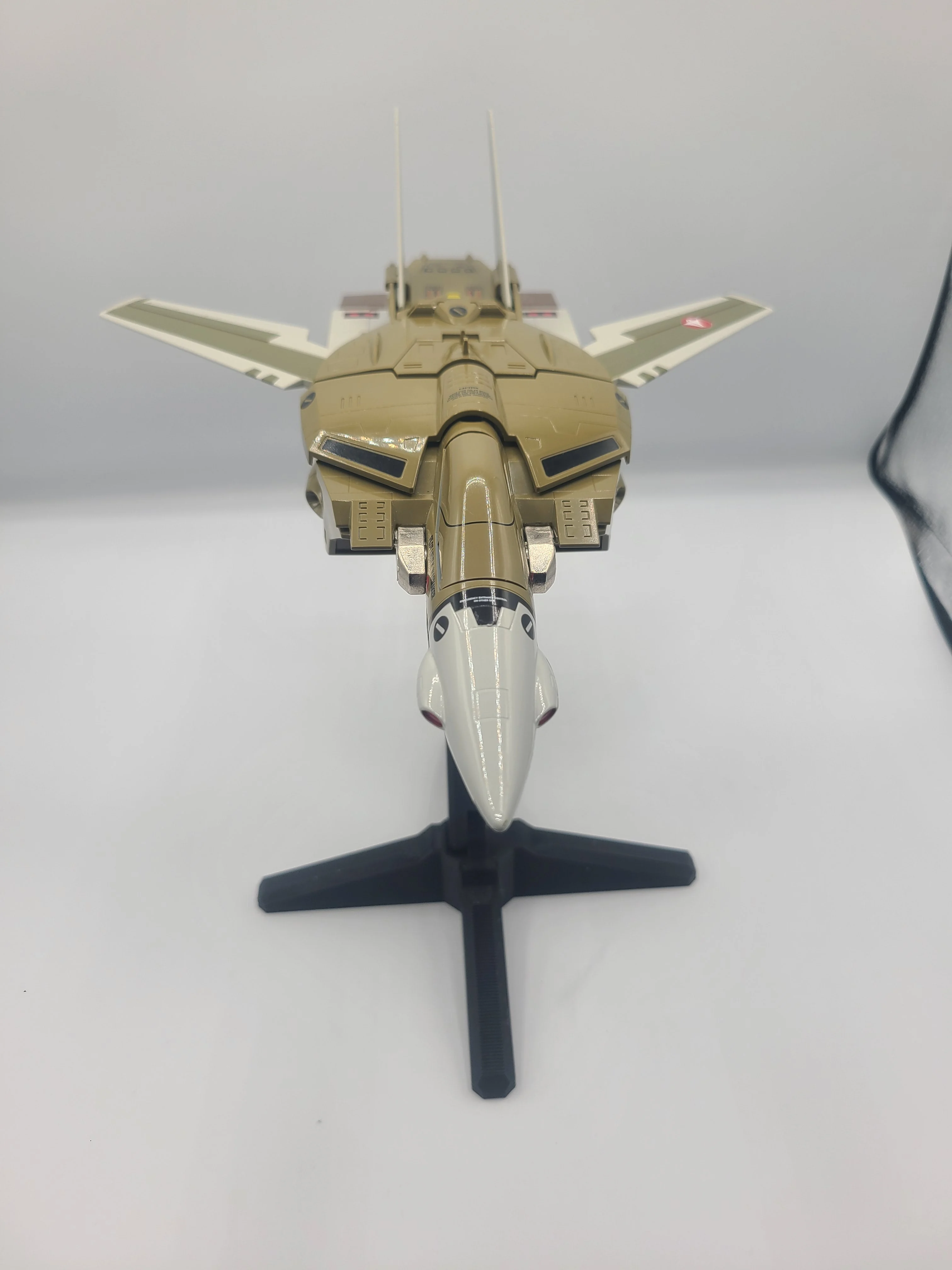 1/55 VF-1 Valkyrie Macross Robotech Flight Stand