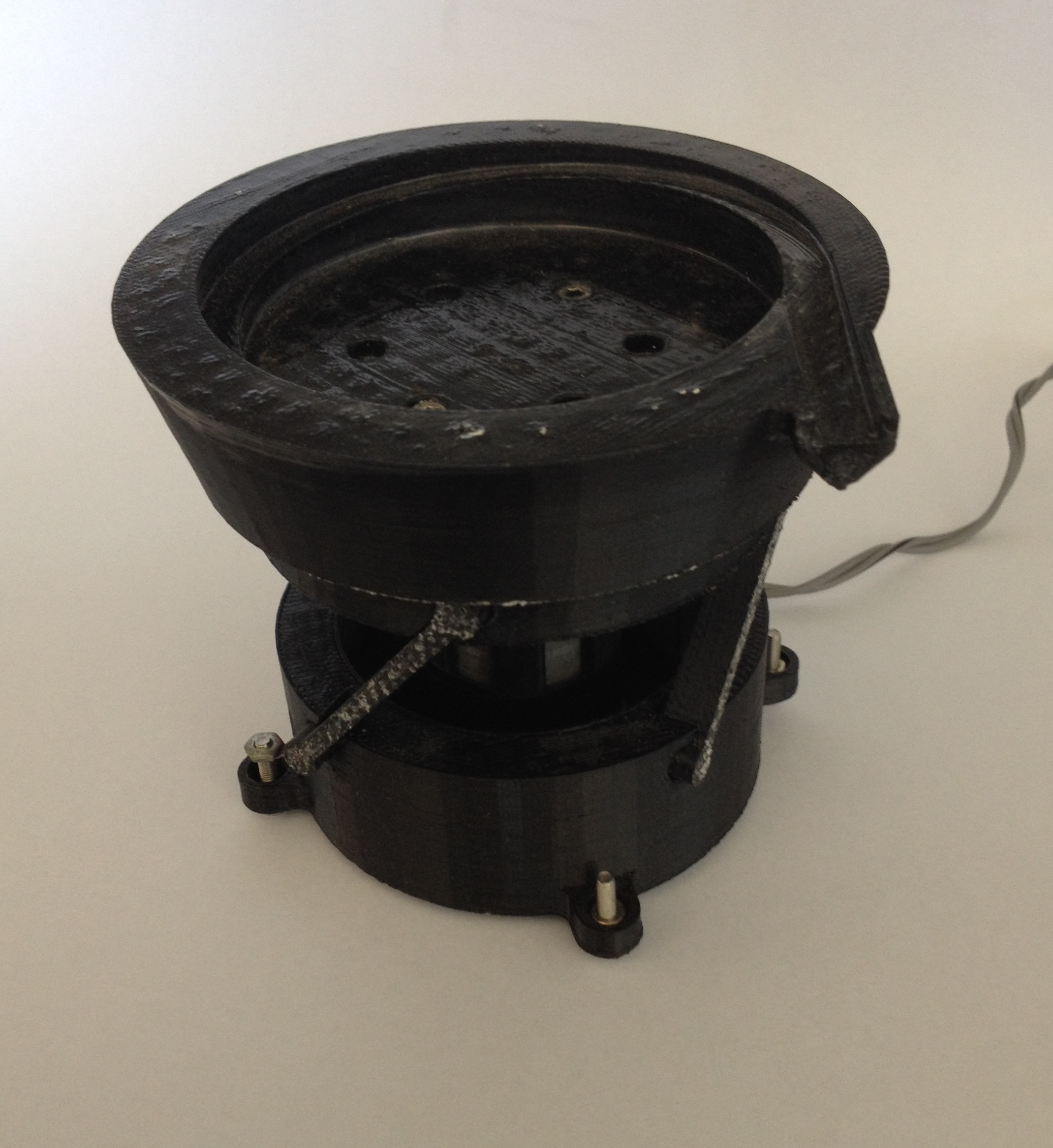 Vibrating Bowl Feeder V1.0 - Tooled for M3 Hex Nuts