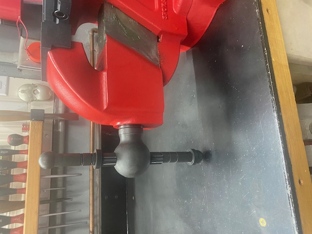 5 inch Fireball tool hardtail vise - handle stop / clip