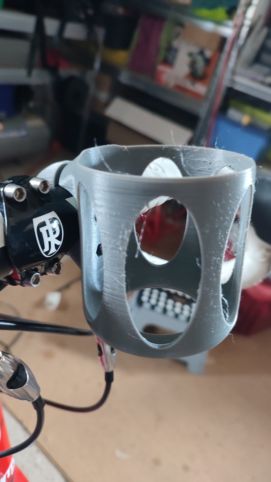 handlebar bottle support for home trainer