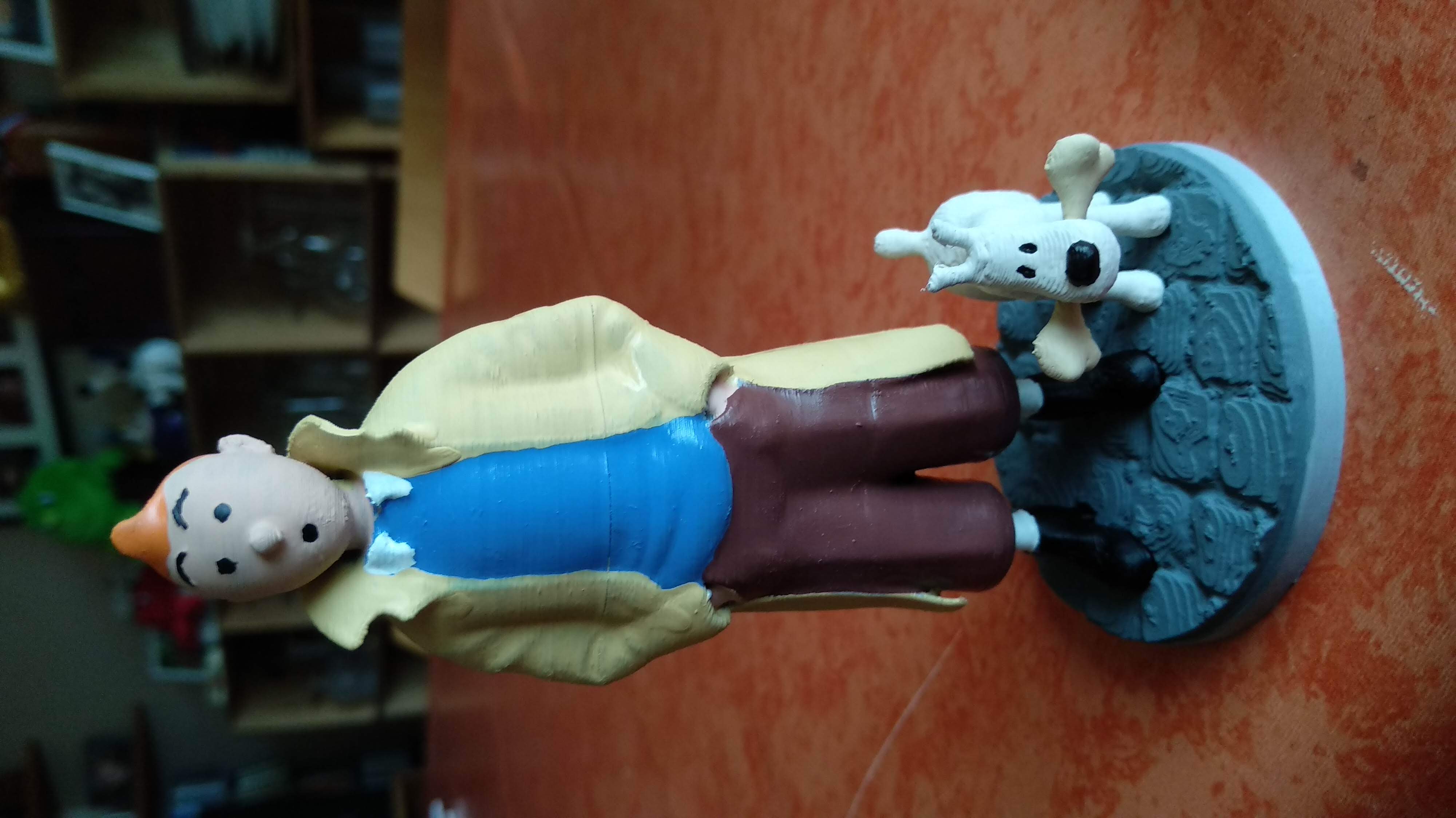 Tintin, Milou and their base