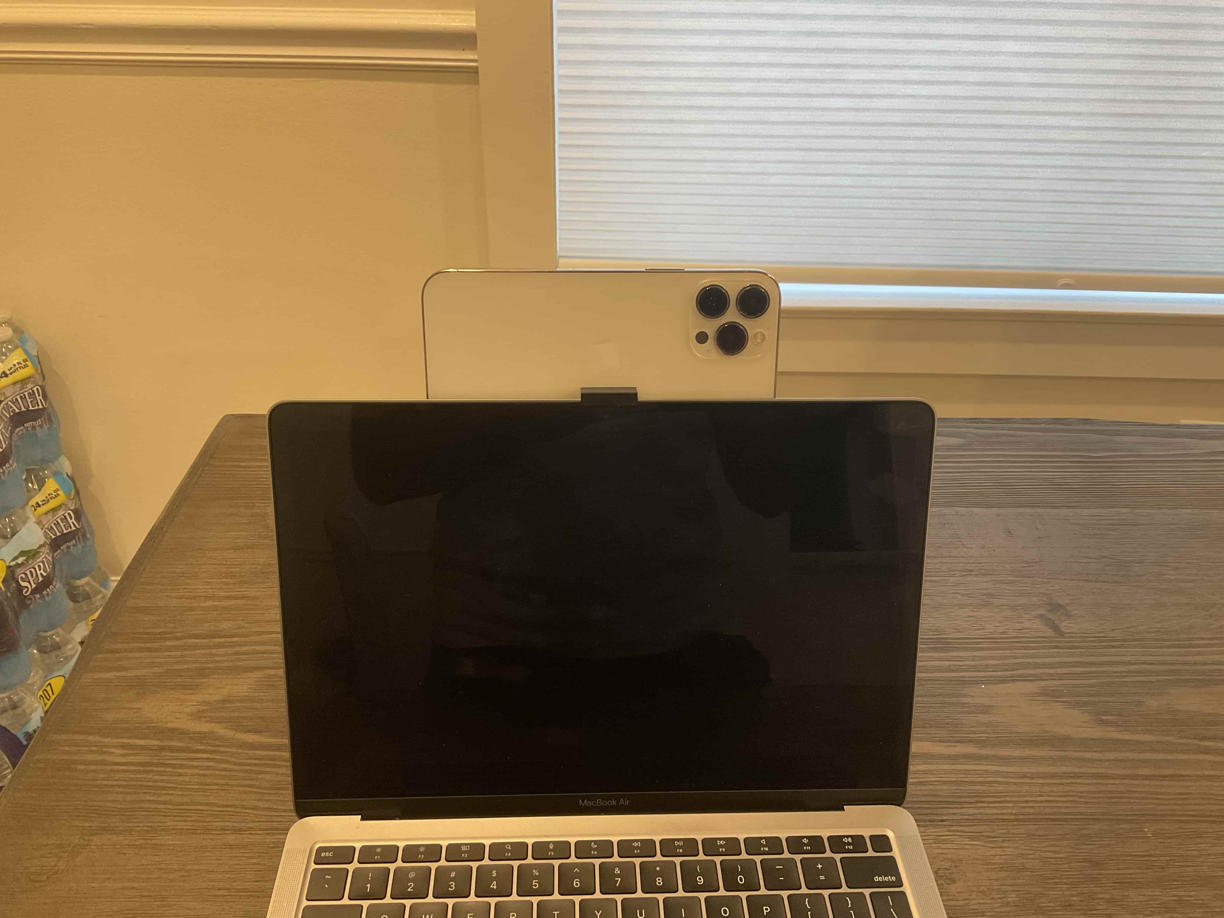 Center stage / Continuity Camera Mount