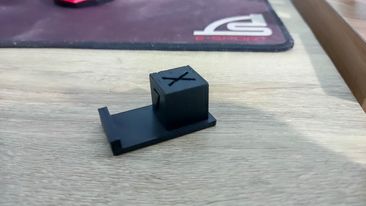 Phone stand from XYZcube