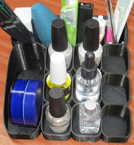 Nail Varnish/Cosmetic tidy