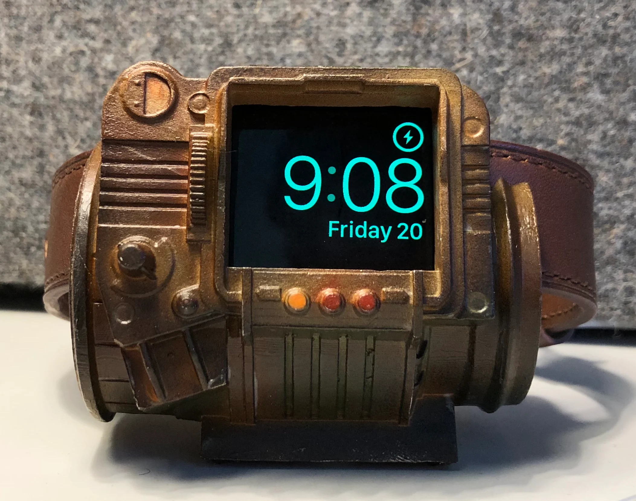 Pip Boy 3000 Apple Watch Charger