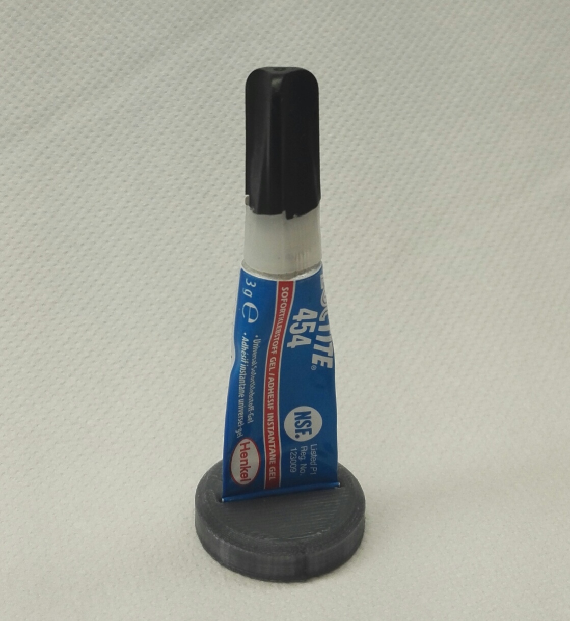 superglue stand