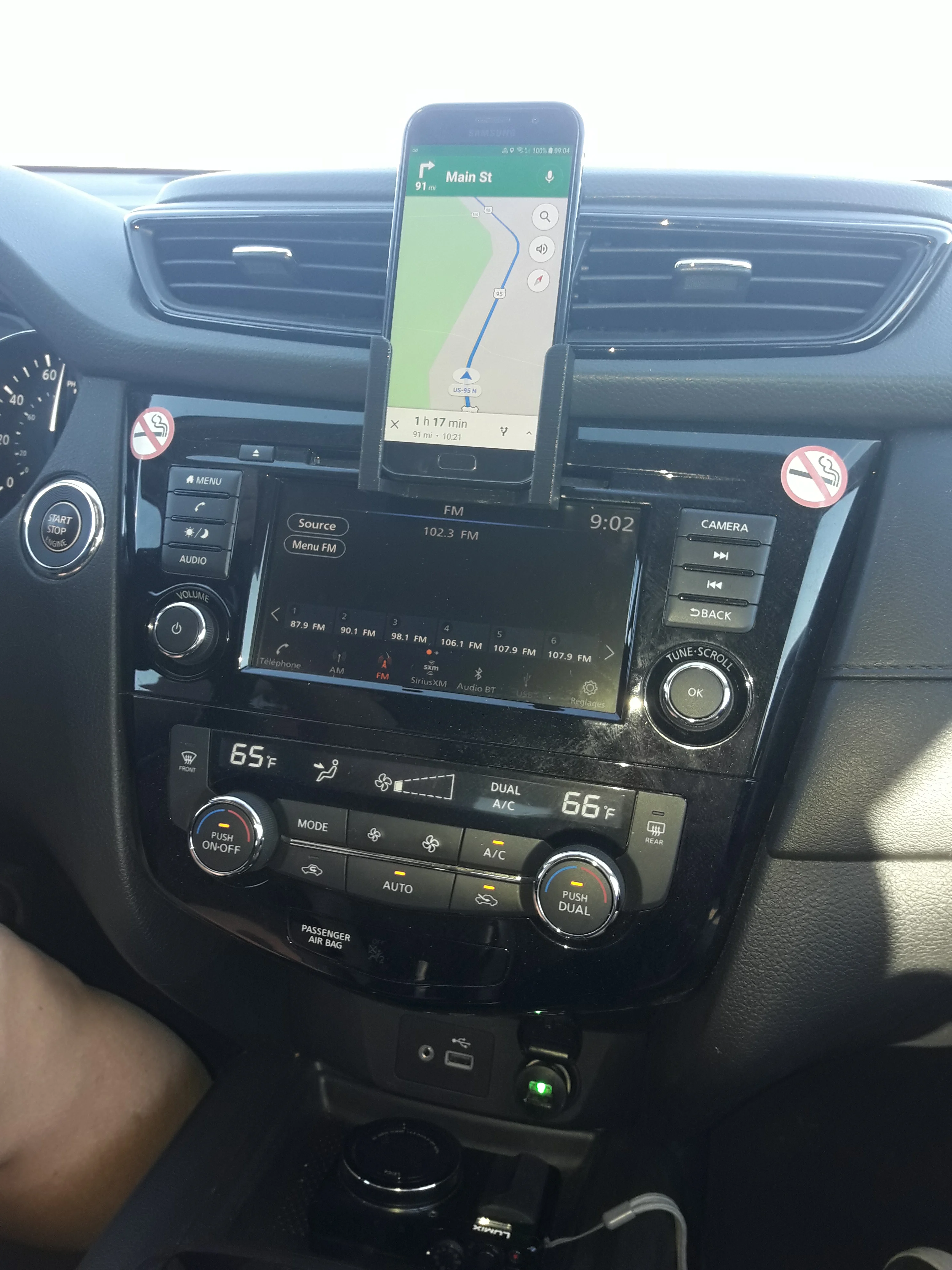 Car rental mobile phone support