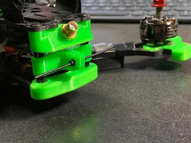 TBS SourceOneV3 2.4GHz ELRS Antenna Mount