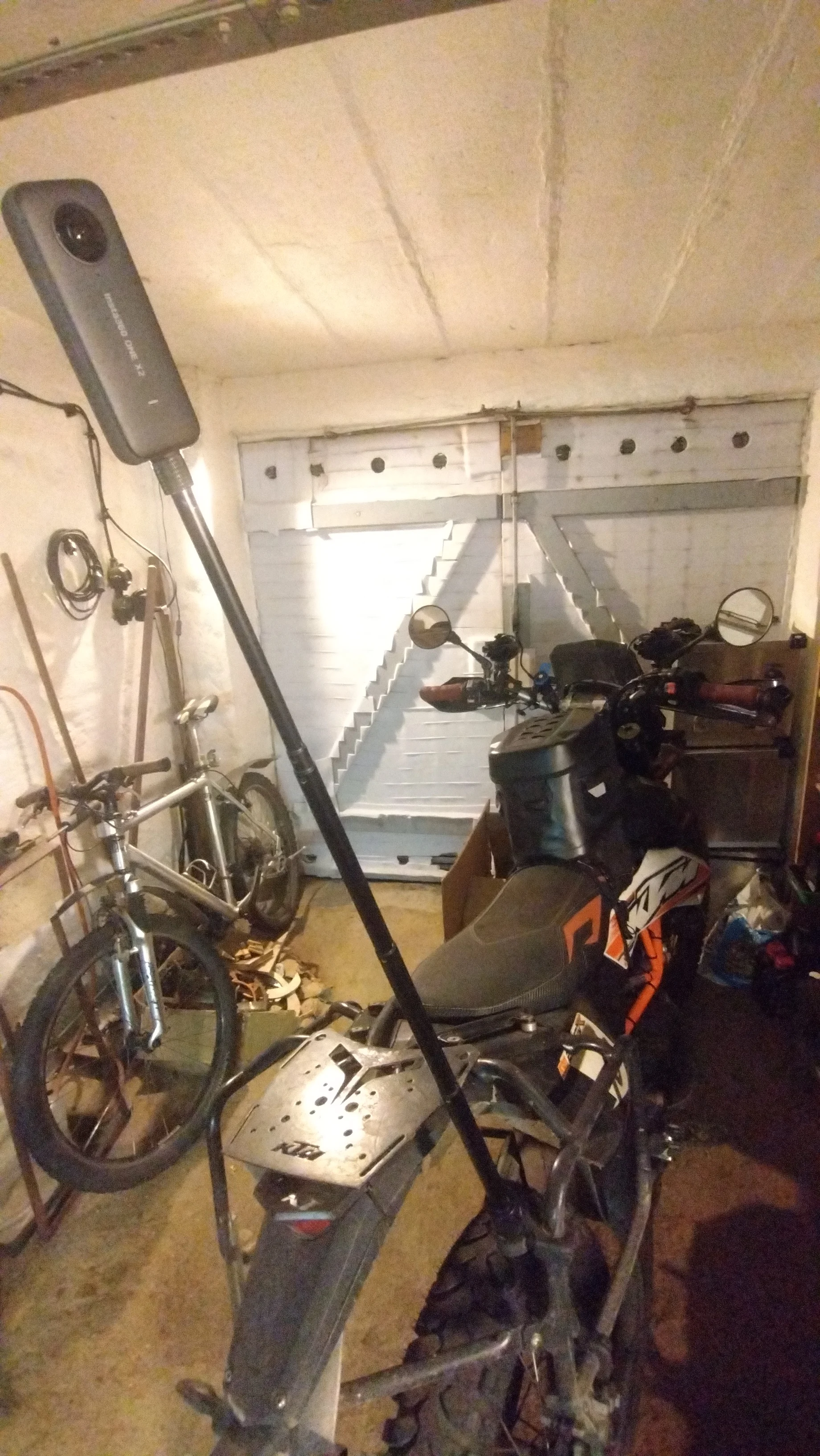 Insta360 selfiestick-mount for motorbike luggage rack