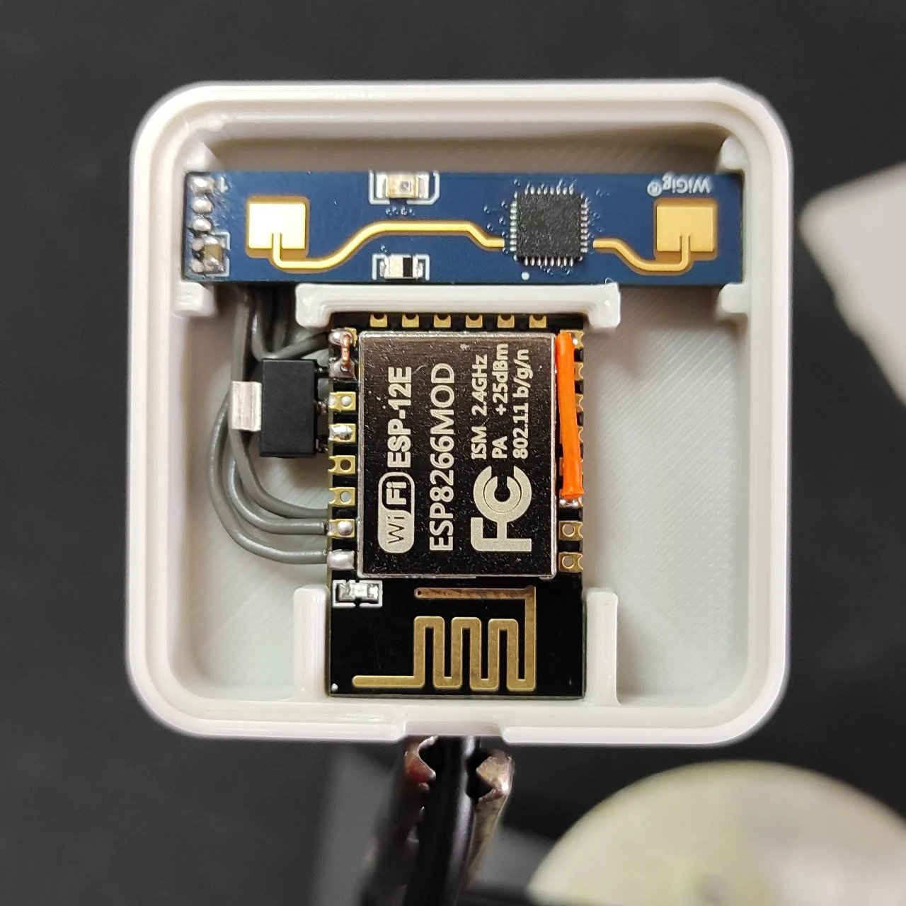 Human Presence Sensing Module HLK-LD2410 + ESP12E