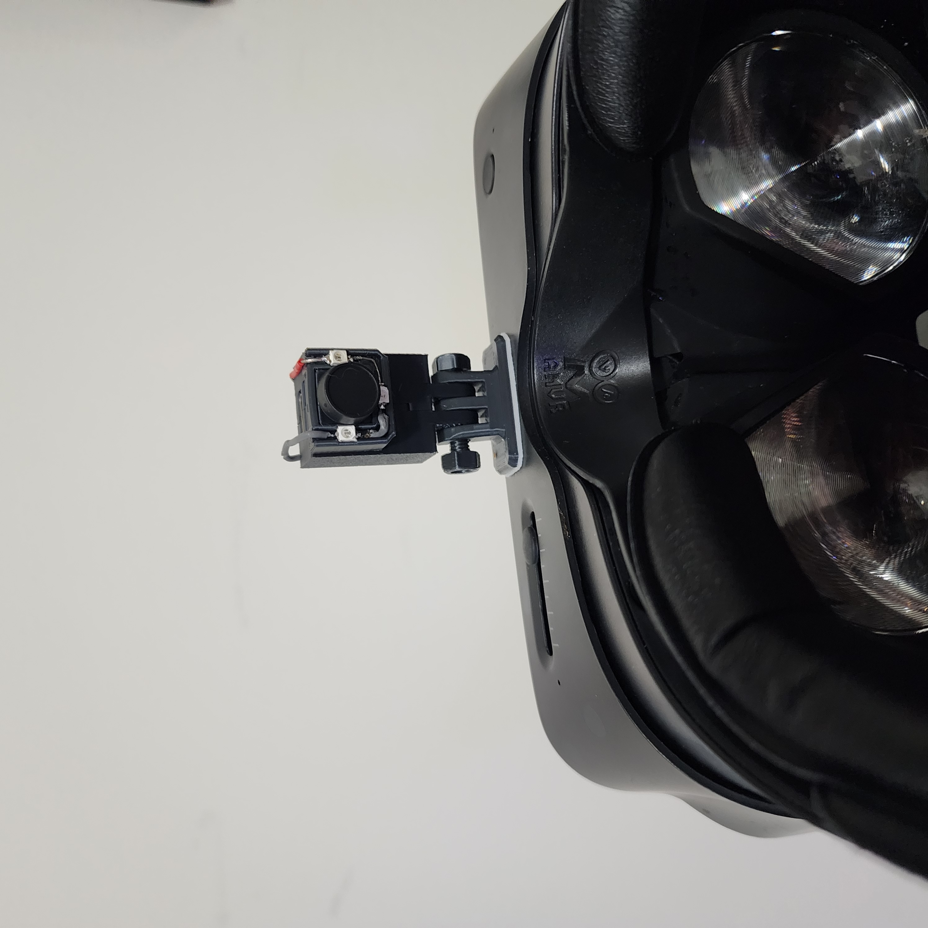 Seeed Studio ESP32S3 Project Babble Mount Universal