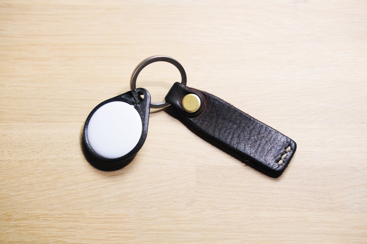 Airtag strong keychain holder