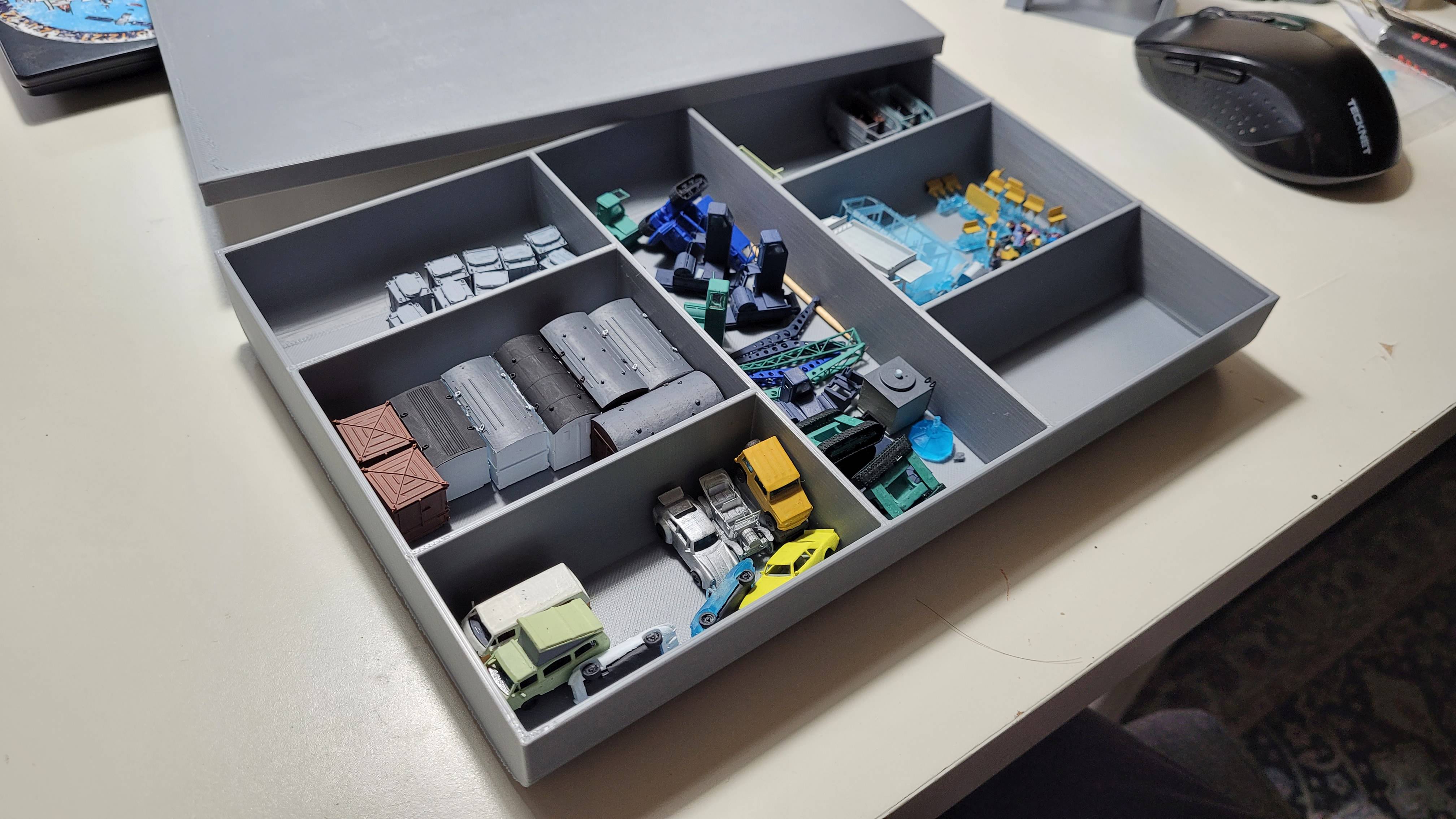 Collecting Trays for small details.