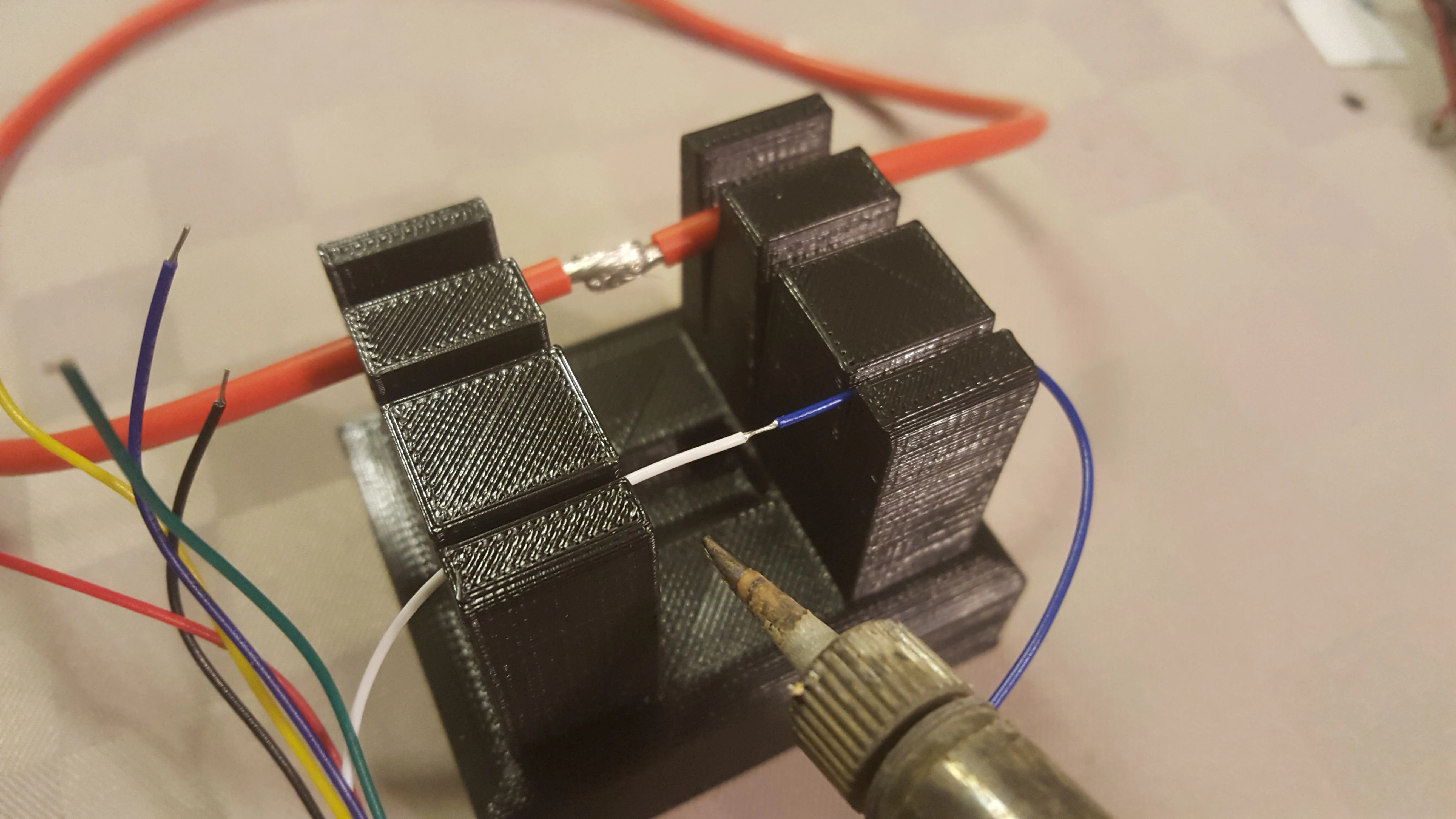 Solder Cableholder
