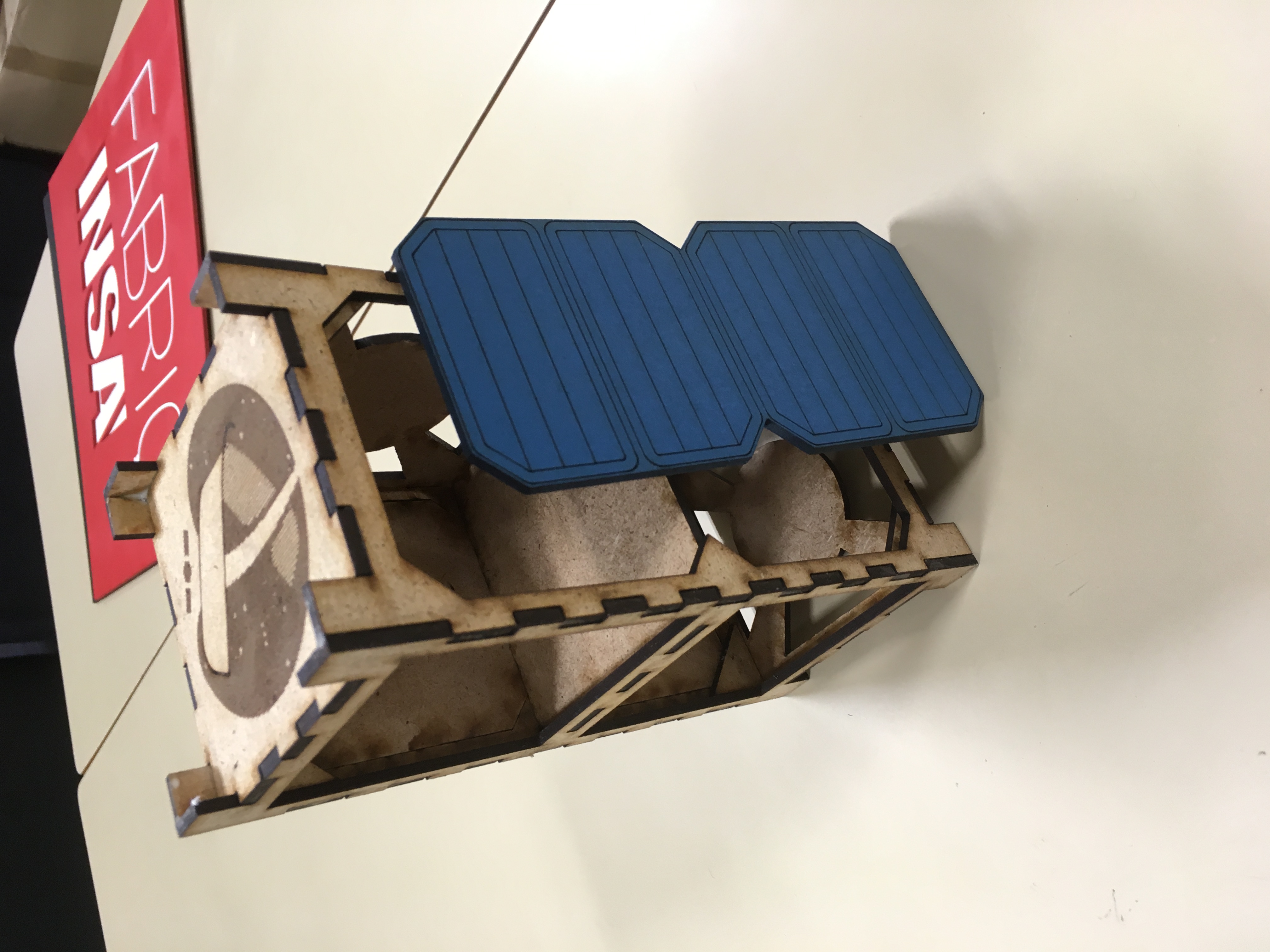 CubeSat 2U (TOLOSAT)