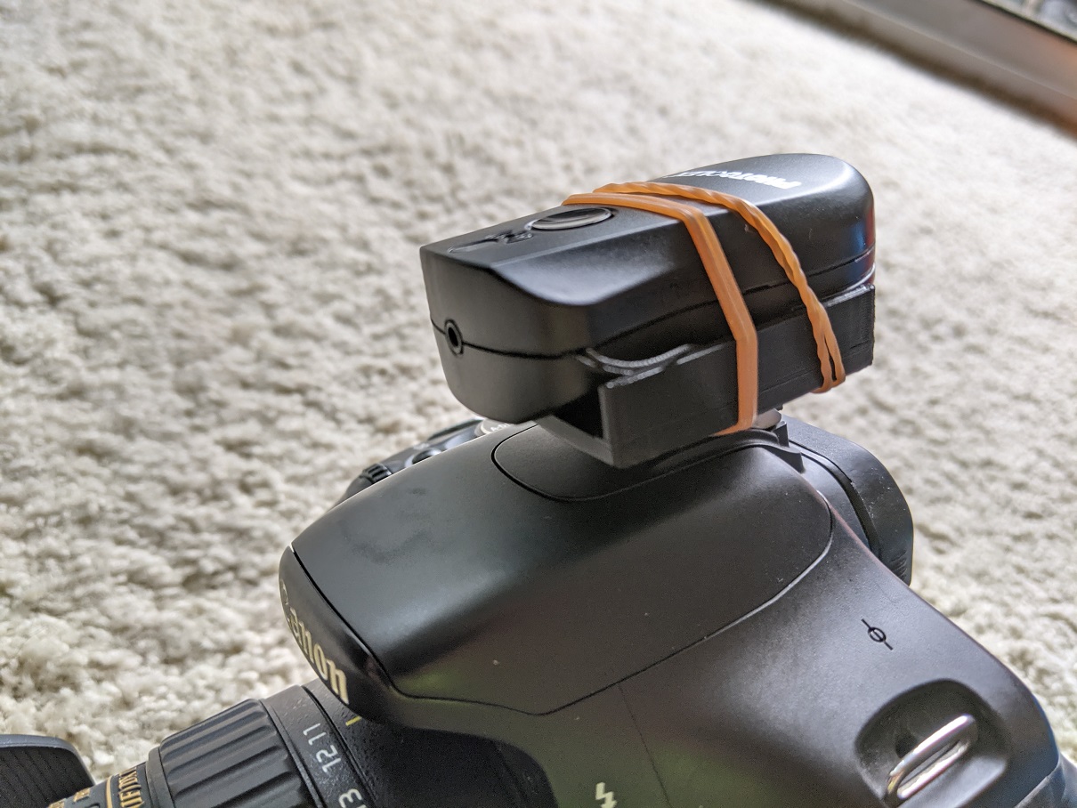 Hotshoe mount flat for timer or other
