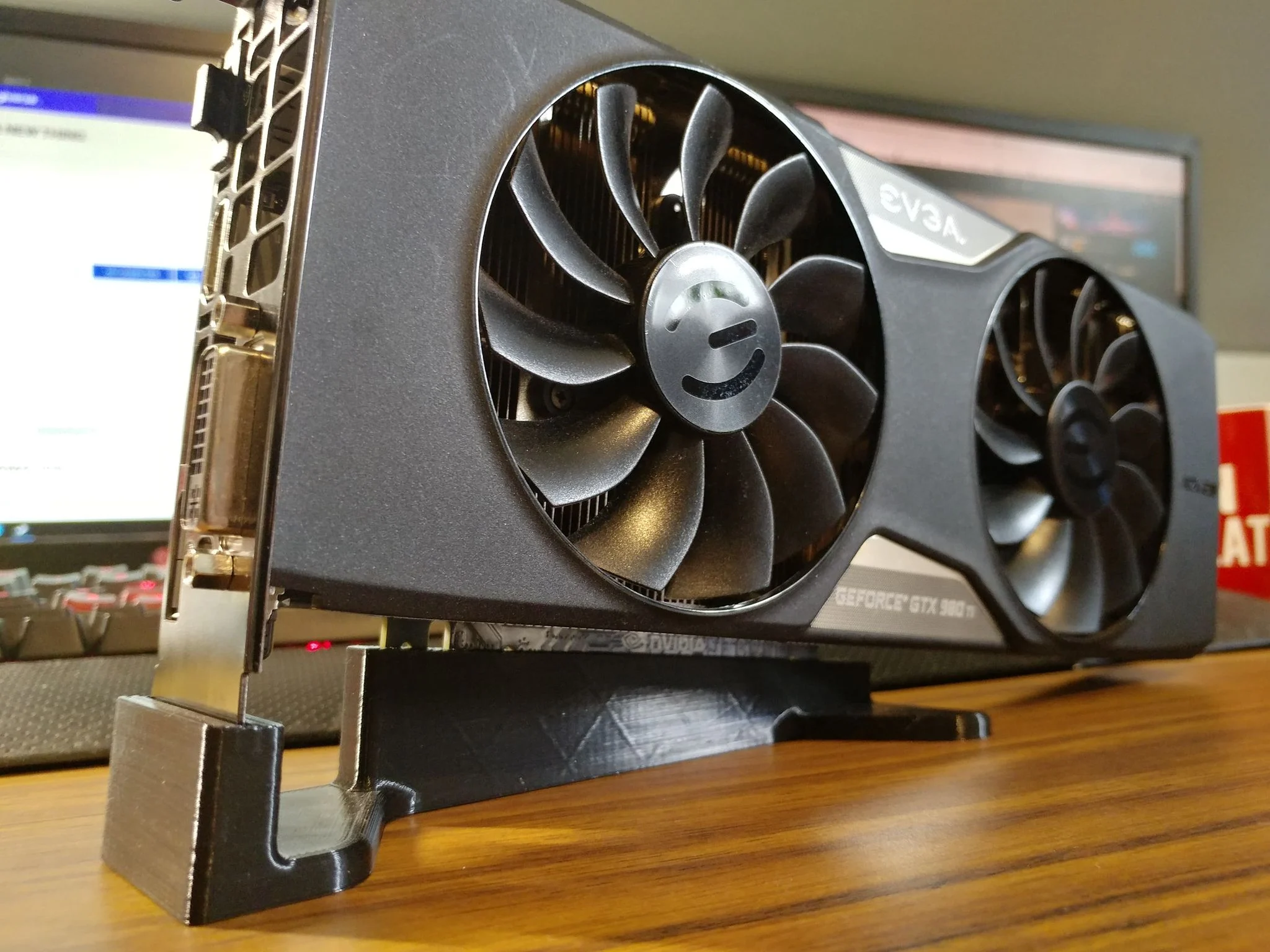GPU display stand