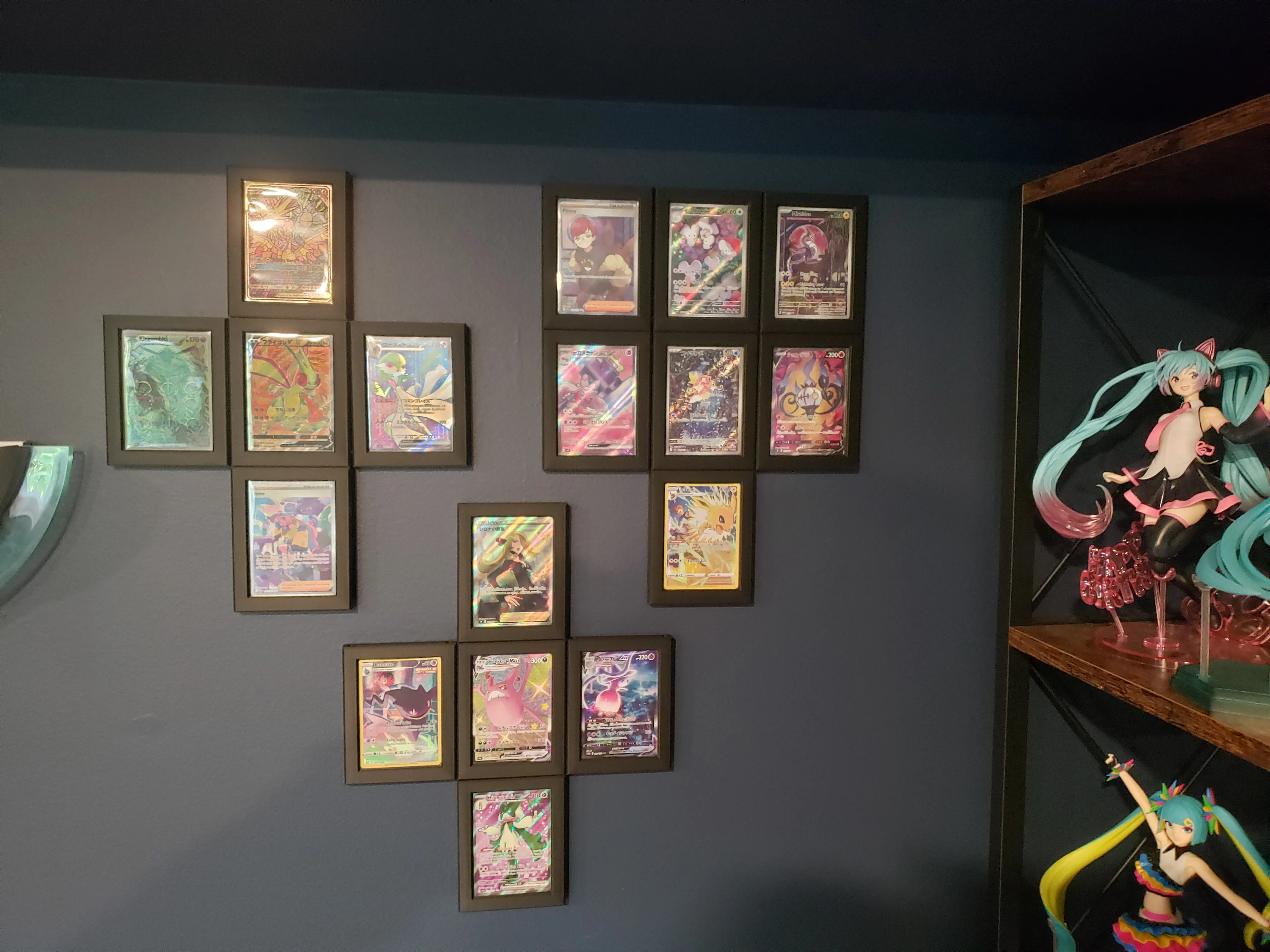 Interlocking TCG Frame. Now With Toploader Support.