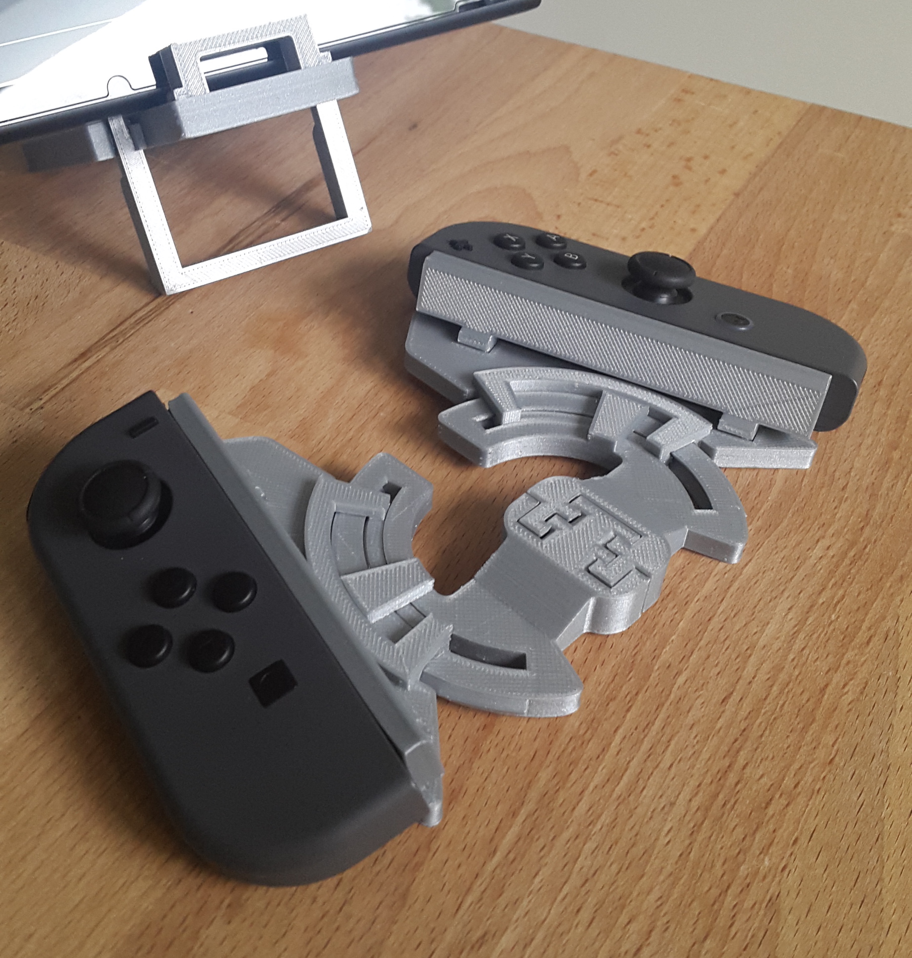 v2 Nintendo Switch 3-axis adjustable Joy-Con Grip - print in place
