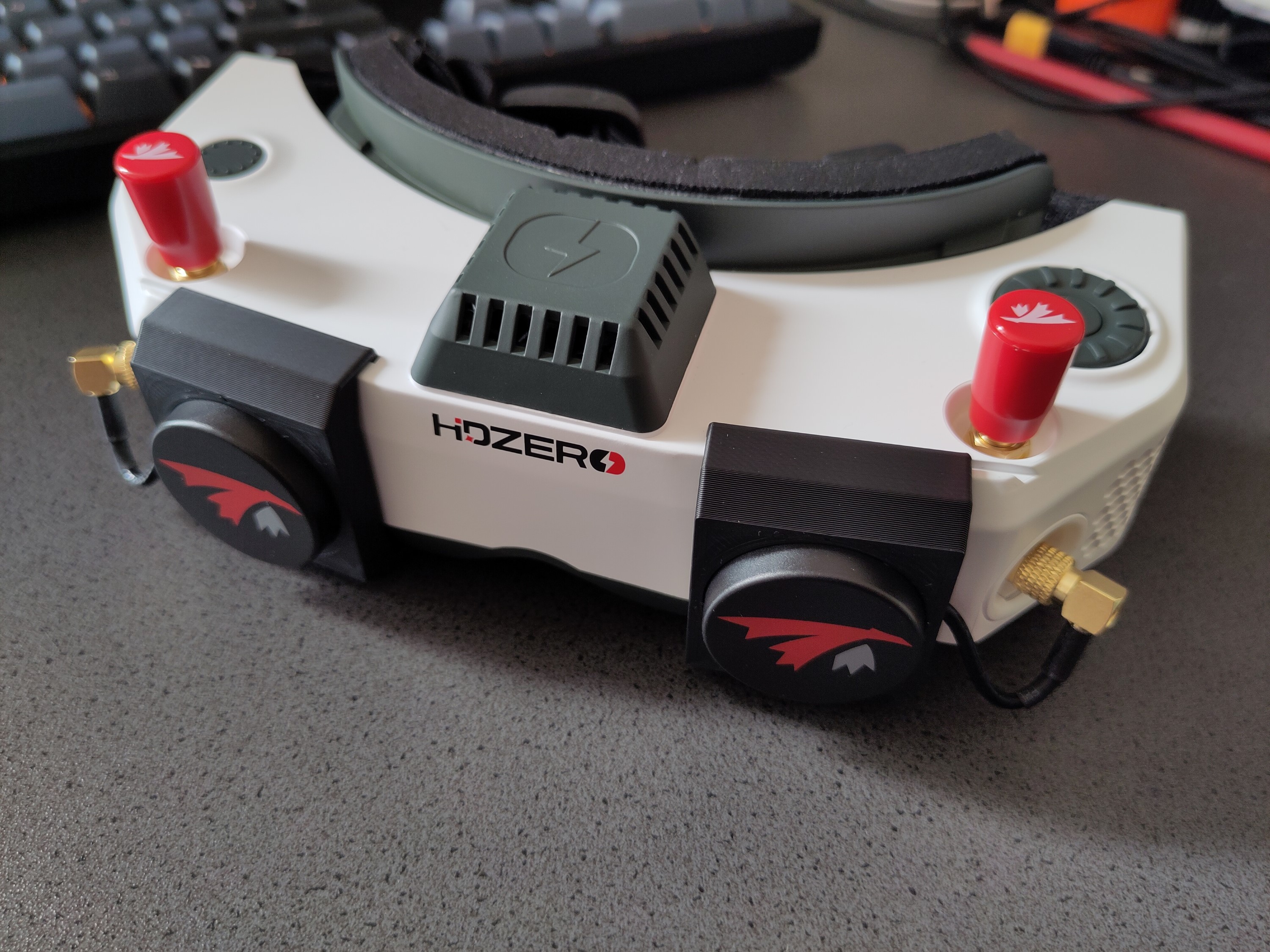 HDZero Goggle Patch Antenna Mount (captive)