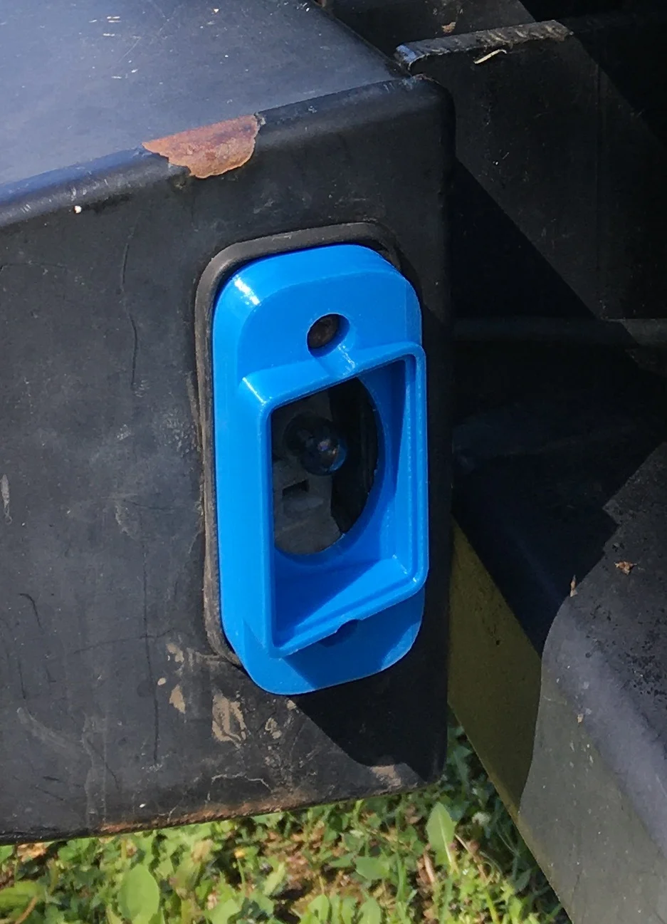 VW Caddy License Plate light fixture