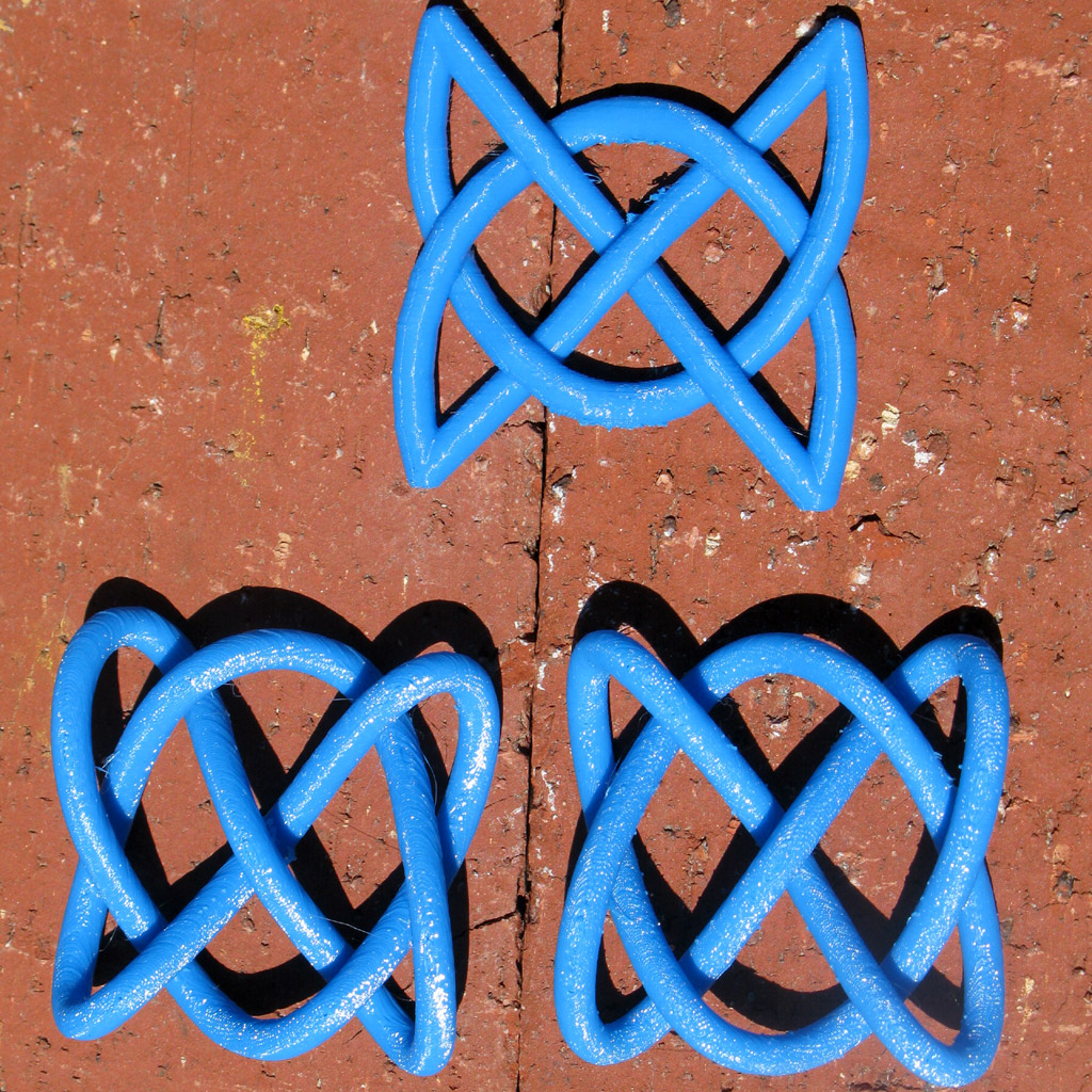 Two Versions of a Celtic Knot