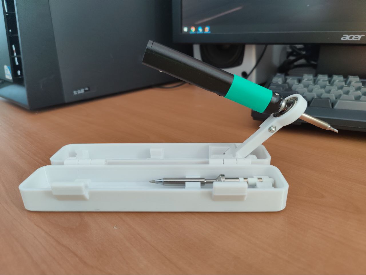 PINE64 Pinecil v2 - Case and Holder (Heavy Duty)