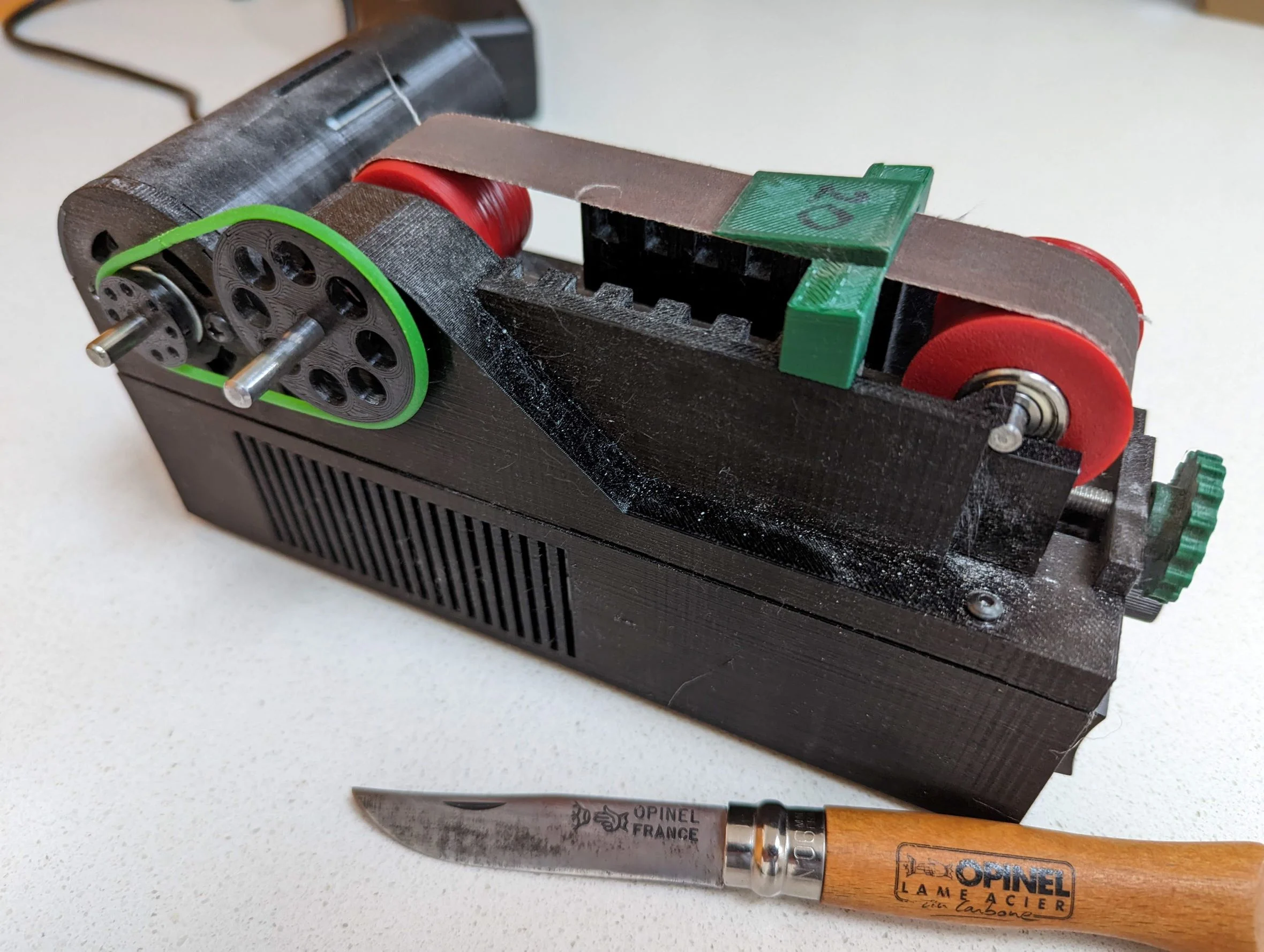 Mini belt grinder, belt sander, knife sharpener
