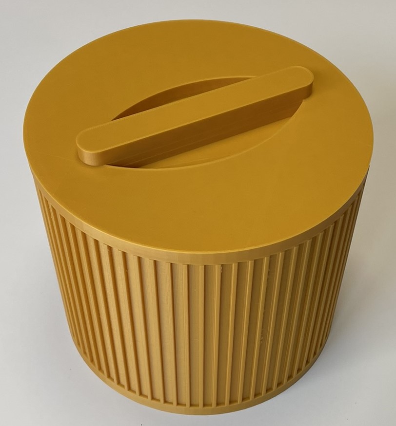 bucket with lid - Eimer mit Deckel