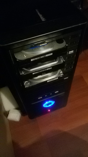 Easy and cheap internal Sata docking station with USB - PC 5,25 to 3,5 Sata slot