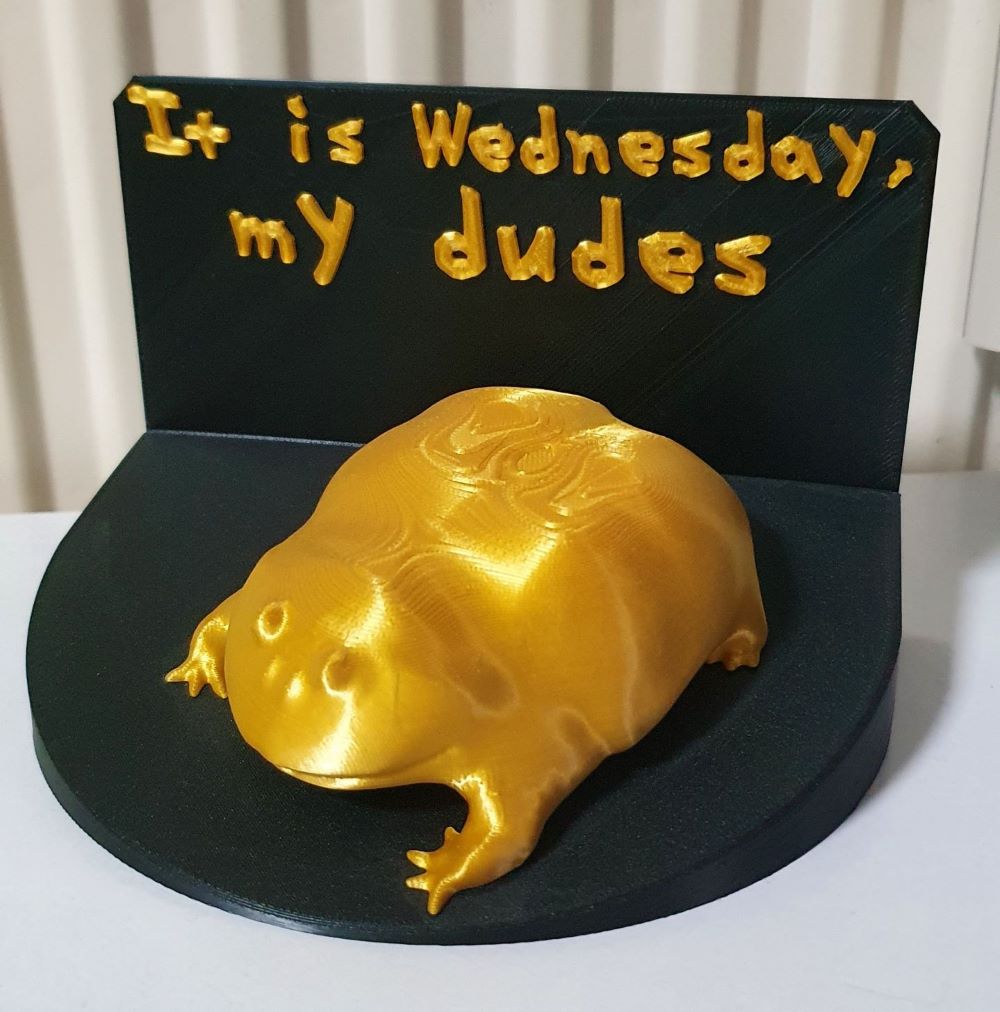 Wednesday Frog - Stand