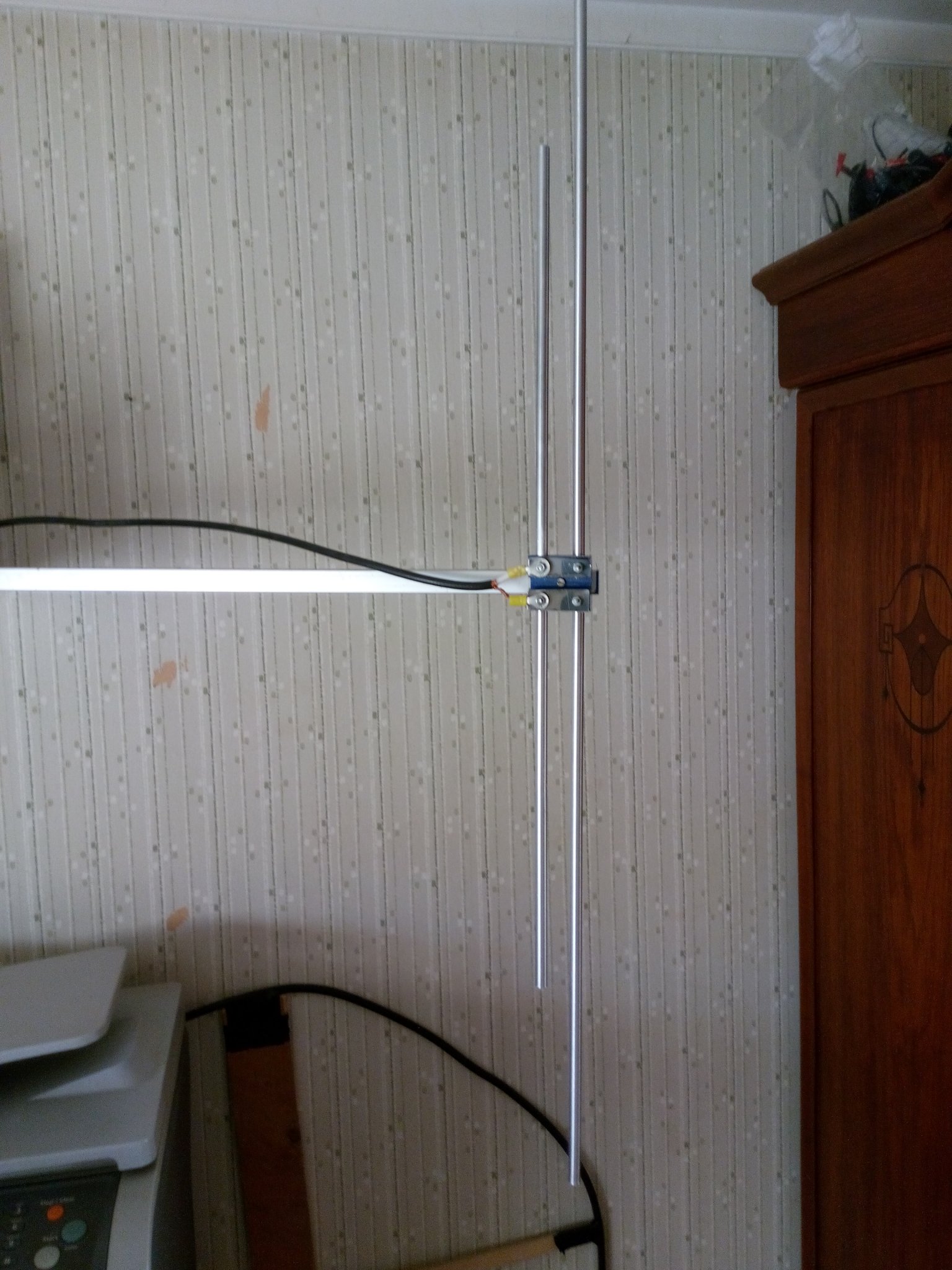 Dipool Block for dual antenna