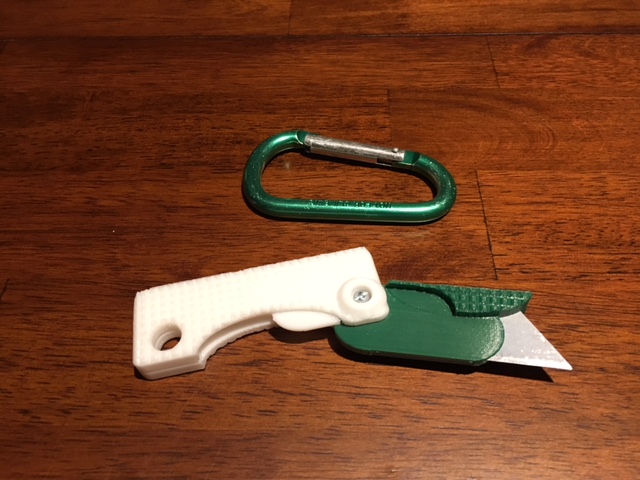 Folding Utility Knife with carabiner lock