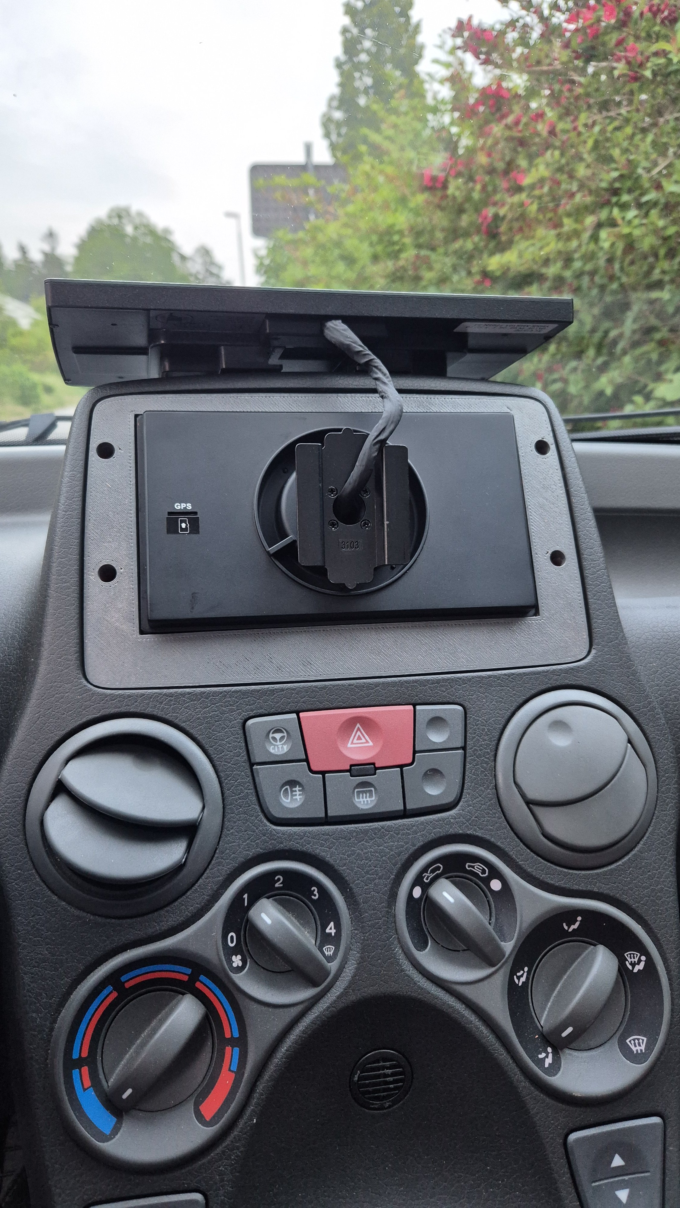 Fiat Panda 169 Eonon Double Din Adapter