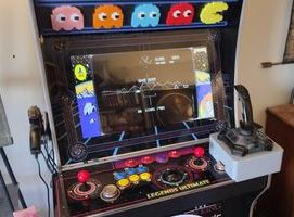 Legends Ultimate Joystick Stand
