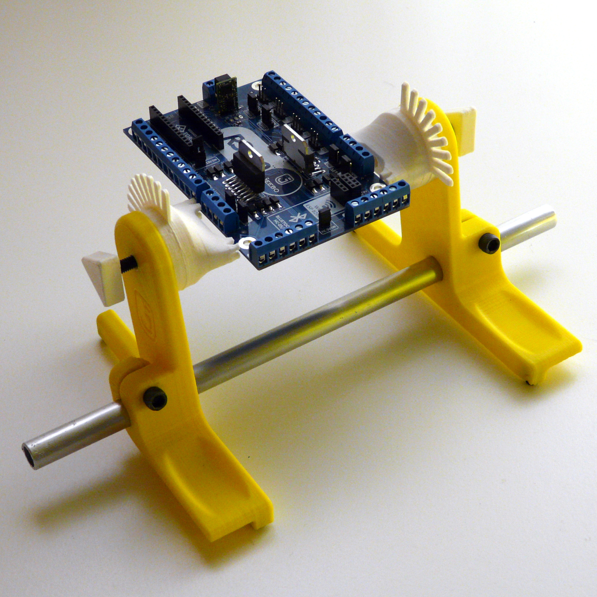 PCB Holder 1.2 with tray - Jeebo